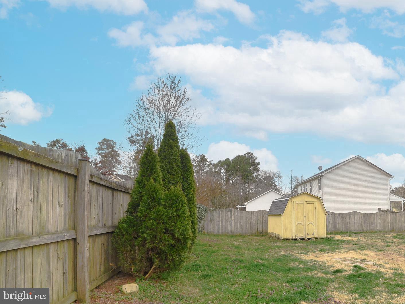 WILLOW WOODS - Residential