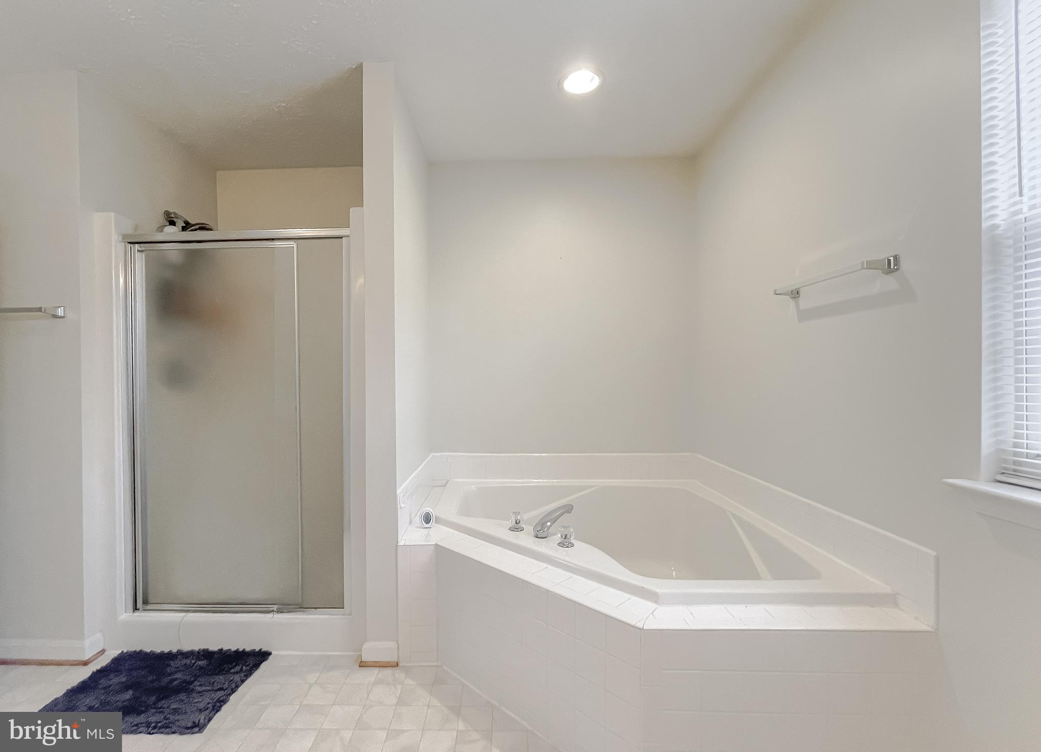 WILLOW WOODS - Residential