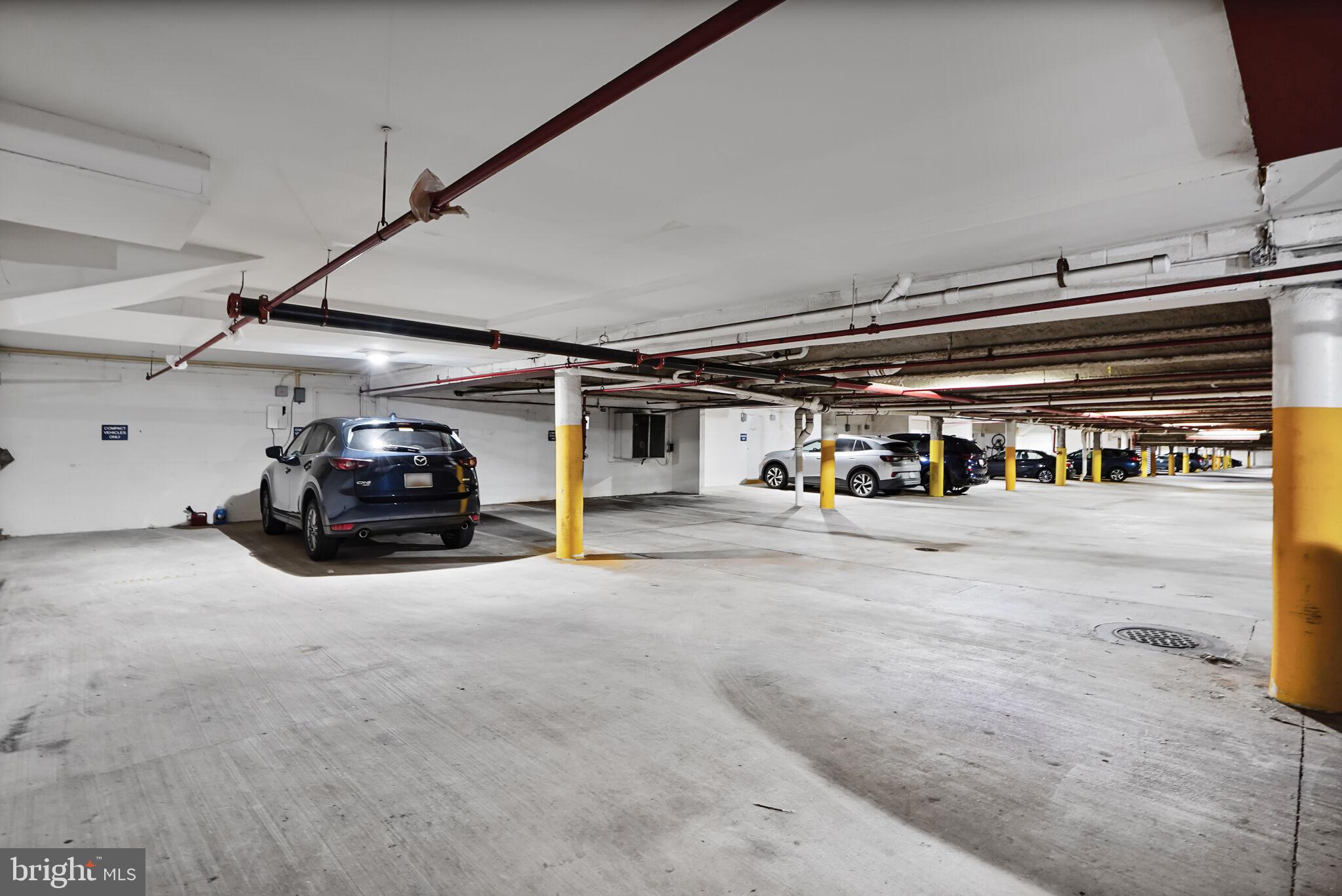 TOWNES OF BALLSTON - Residential Lease