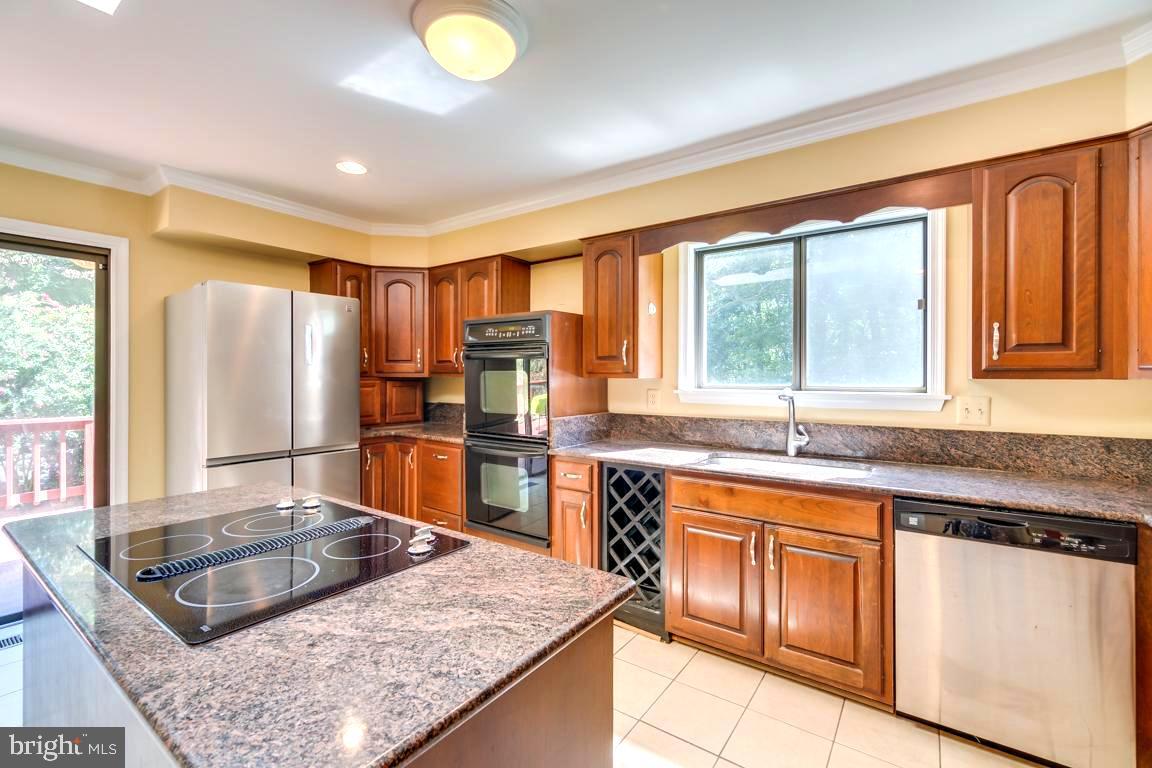 PEACOCK STATION - Residential Lease