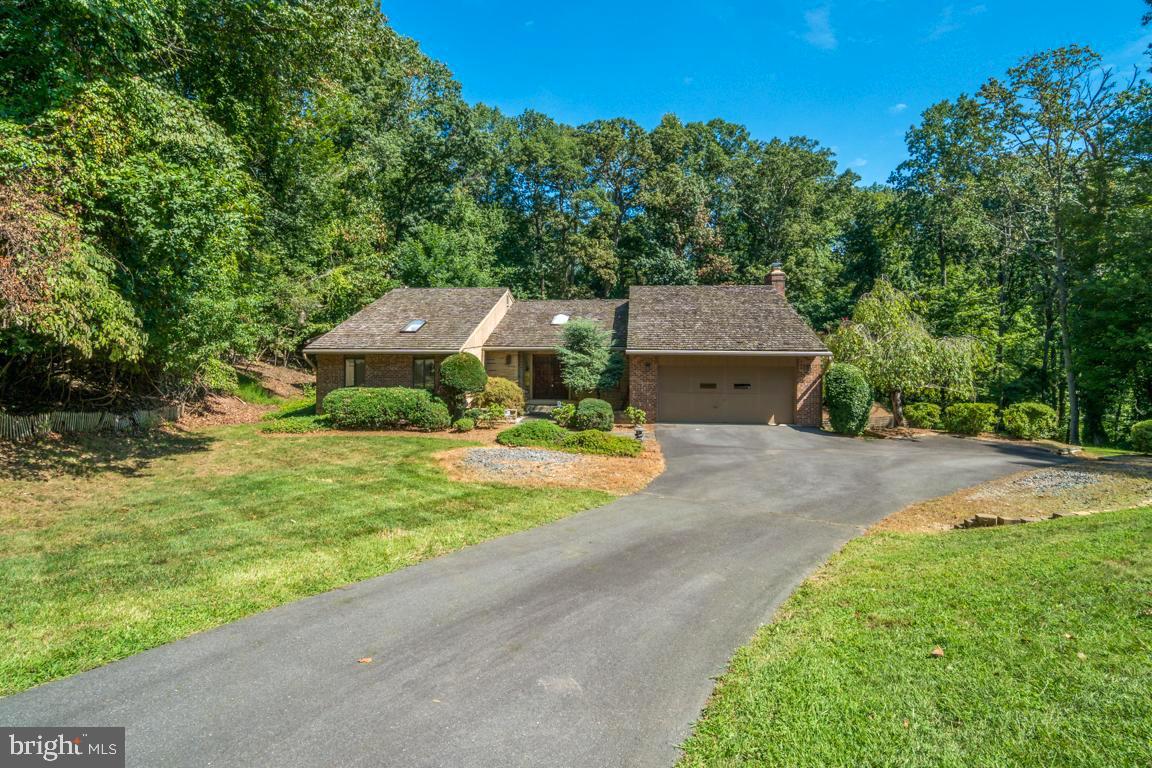 PEACOCK STATION - Residential Lease