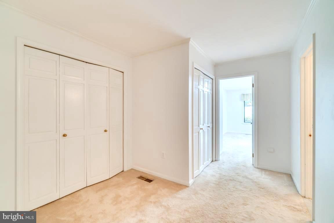 PEACOCK STATION - Residential Lease