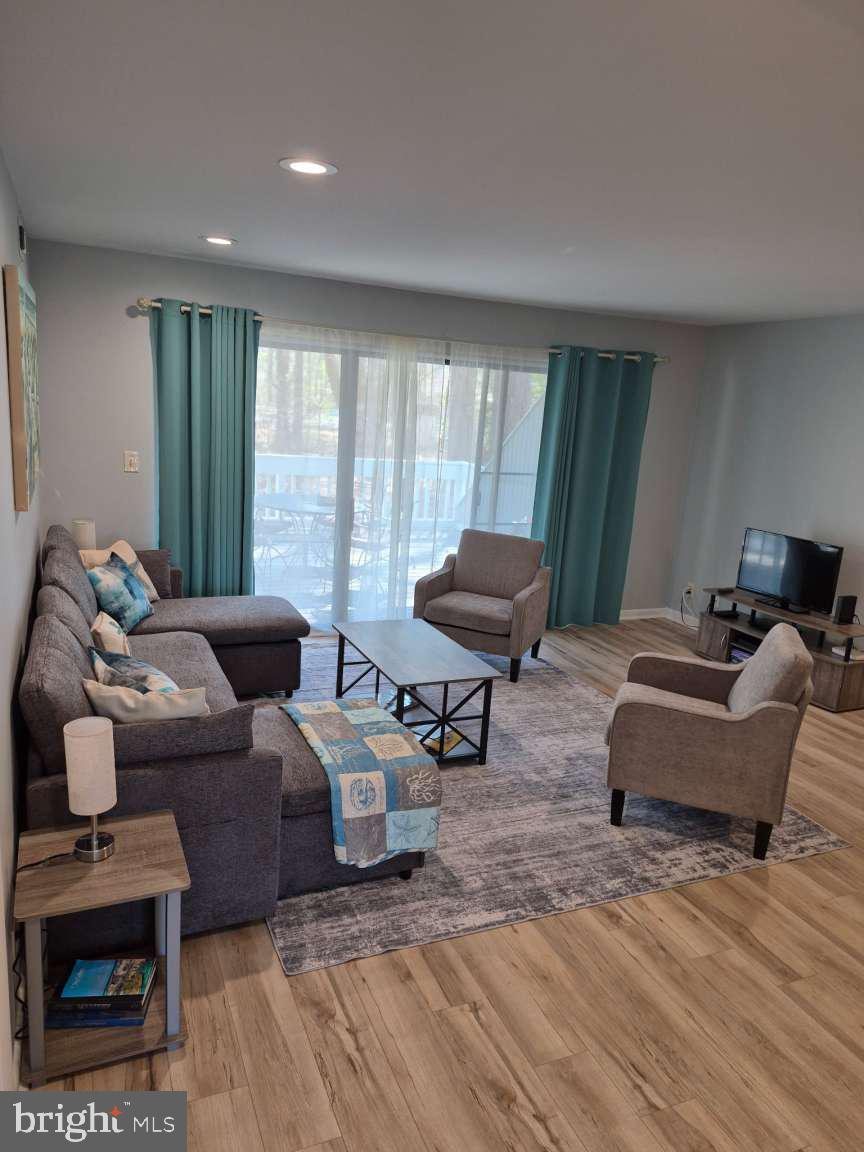 39633 ROUND ROBIN WAY 2602