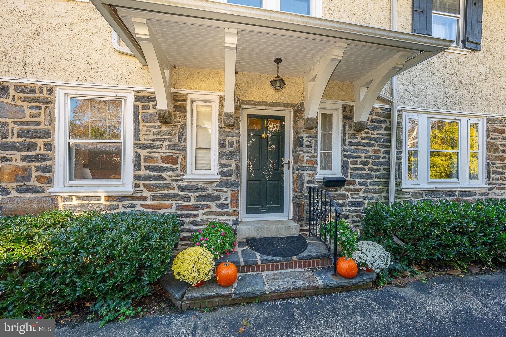 411 BRYN MAWR AVENUE