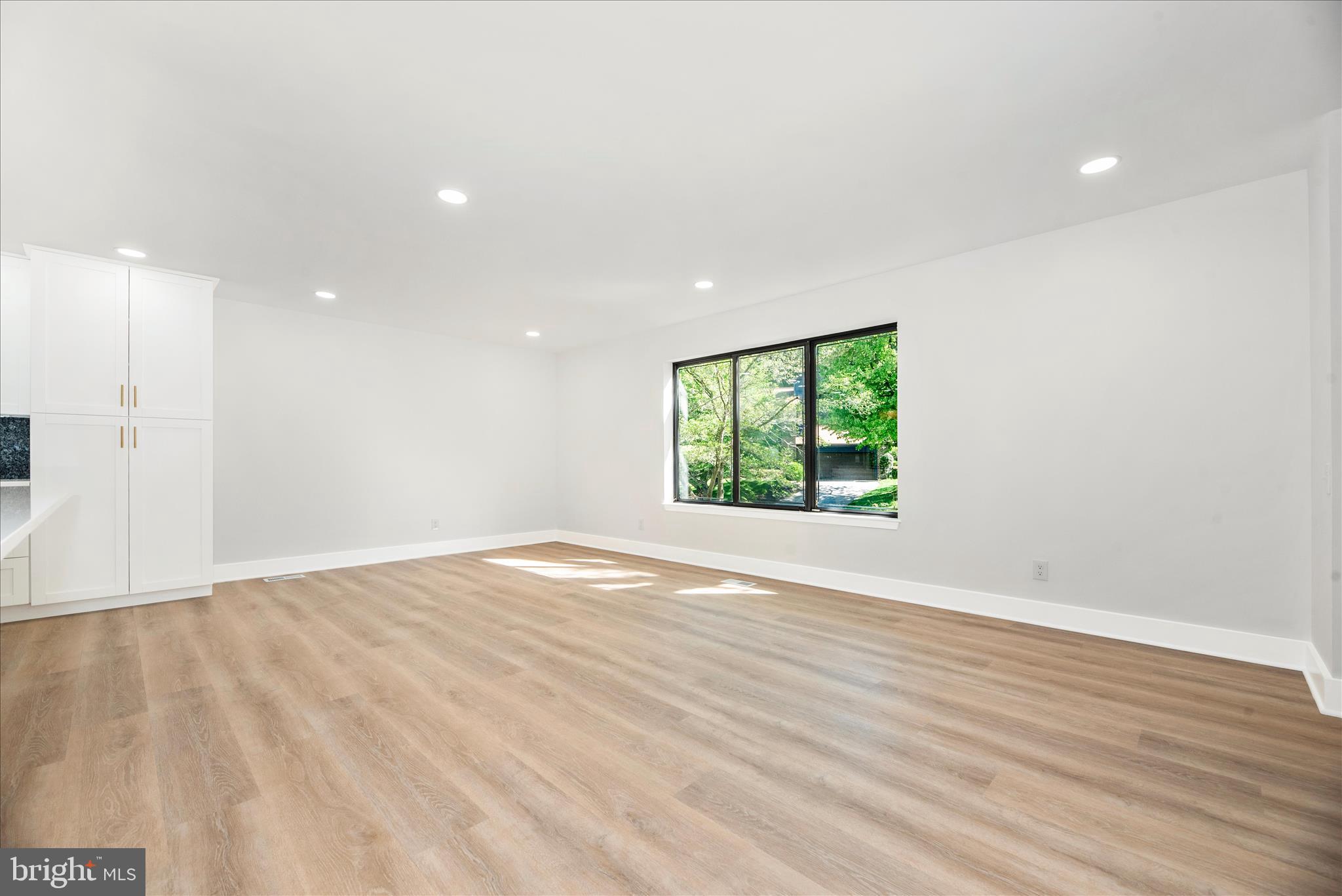 VELVET HILLS SOUTH - Residential