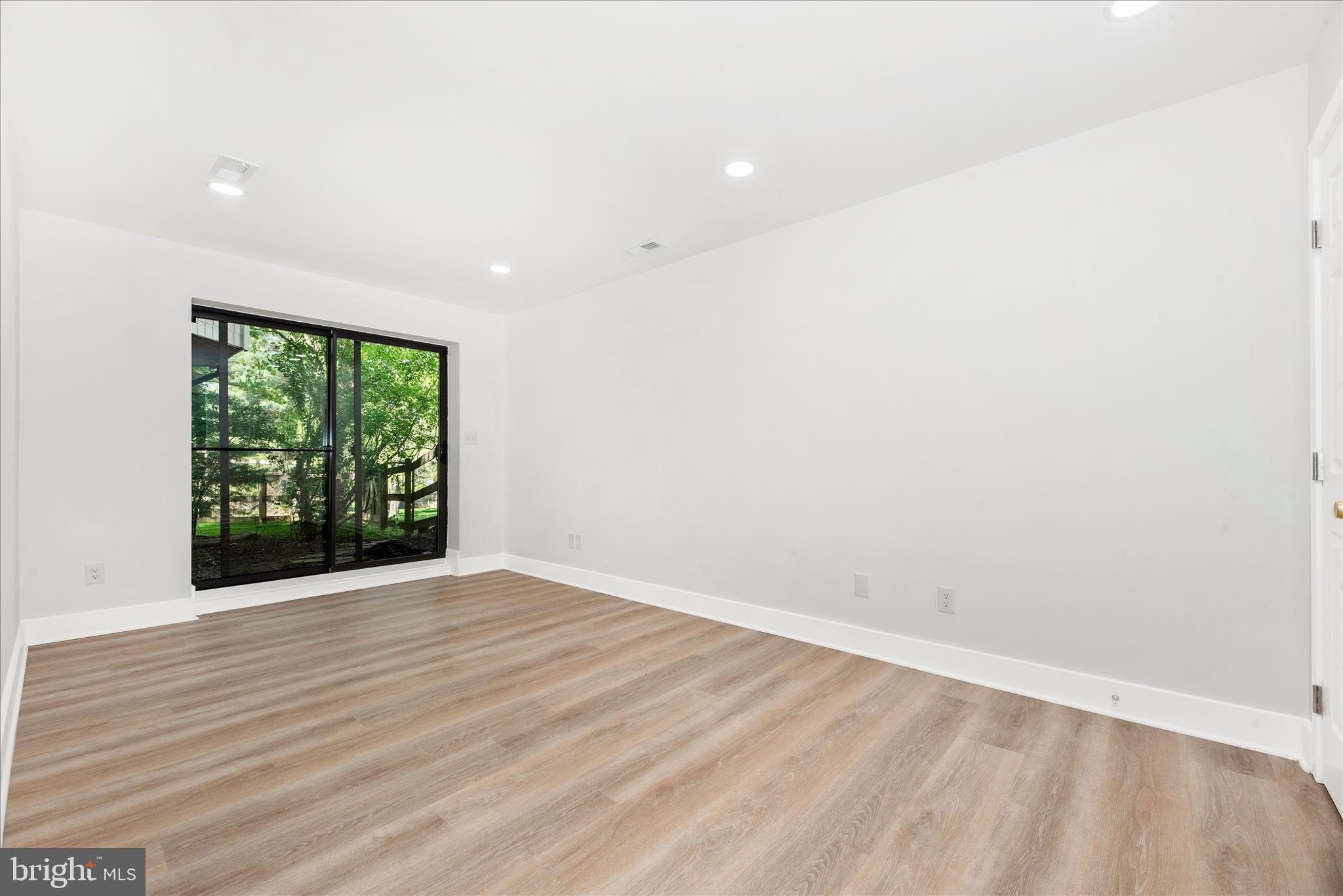 VELVET HILLS SOUTH - Residential