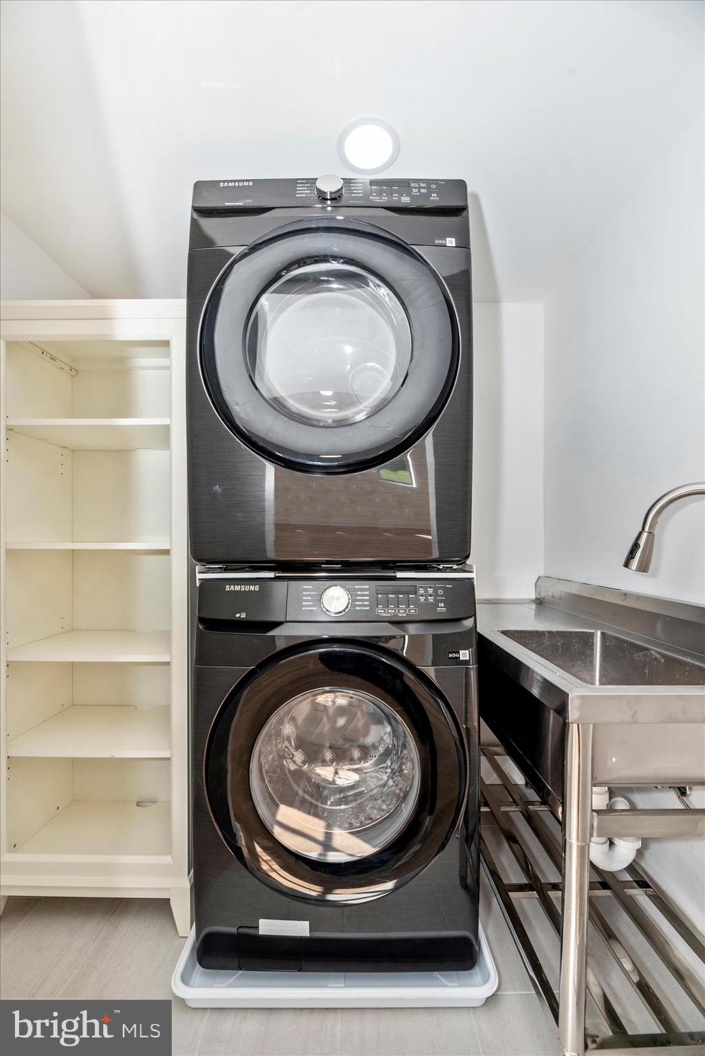 VELVET HILLS SOUTH - Residential