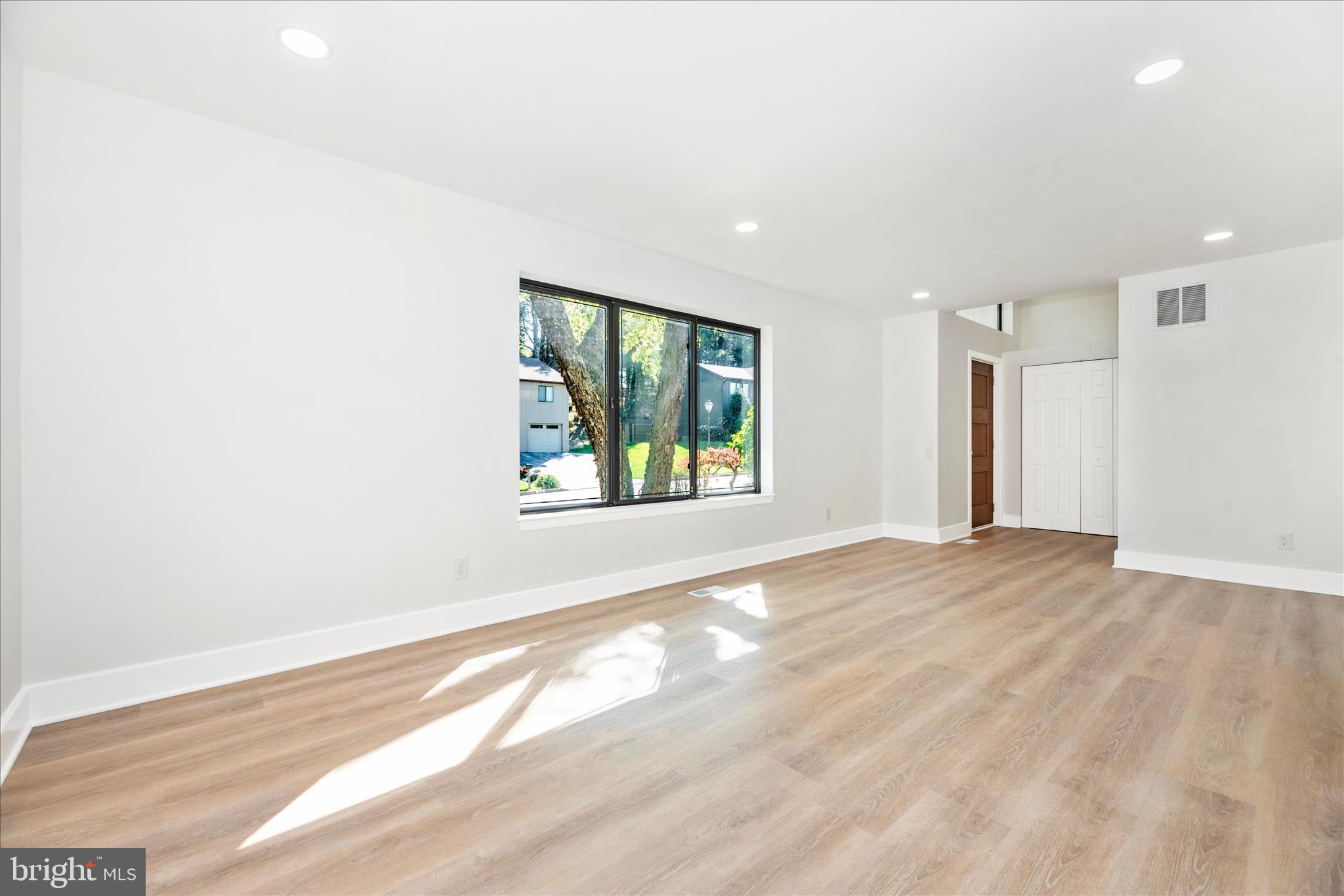 VELVET HILLS SOUTH - Residential