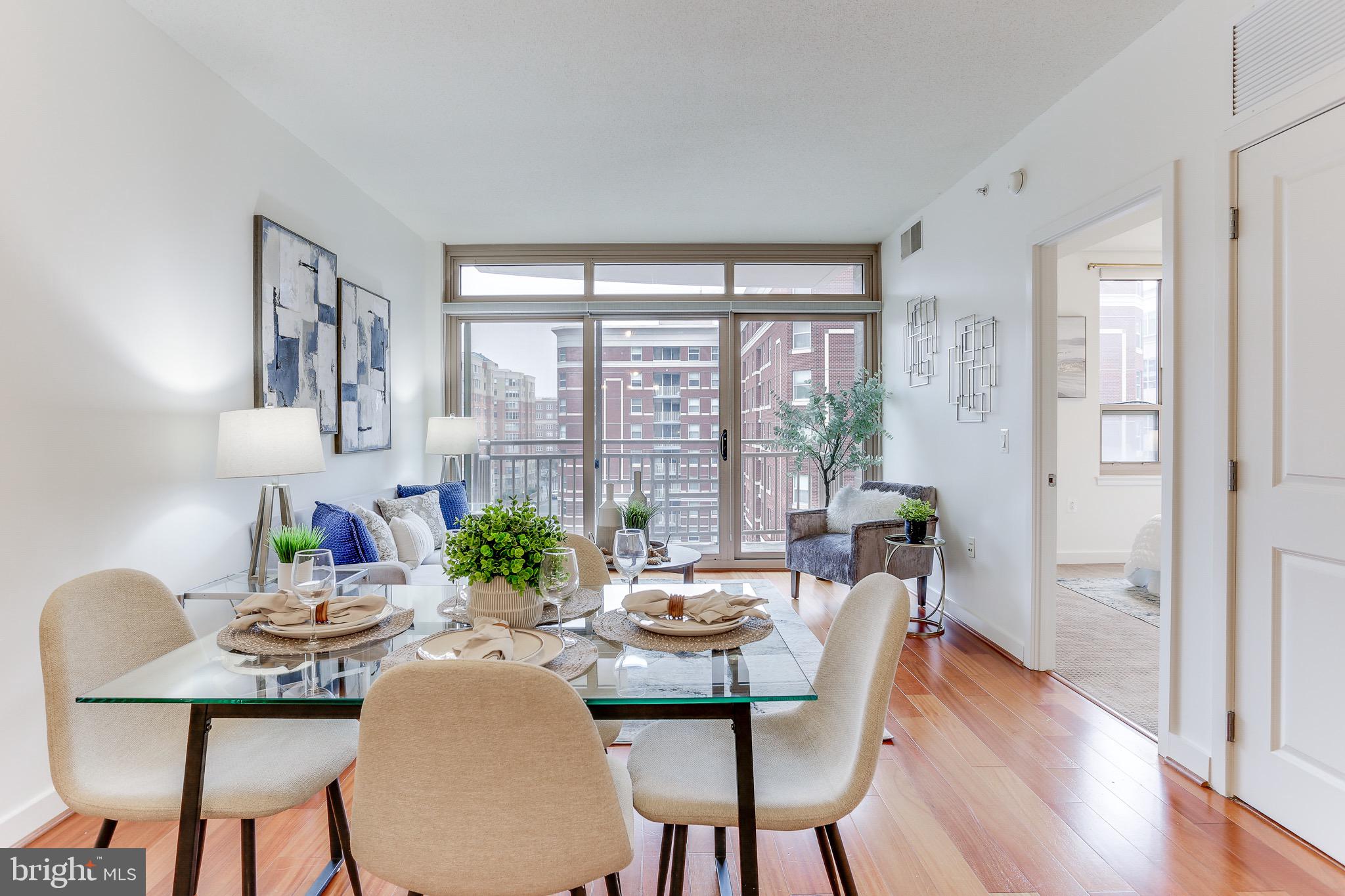 RESIDENCES AT LIBERTY CENTER - Residential