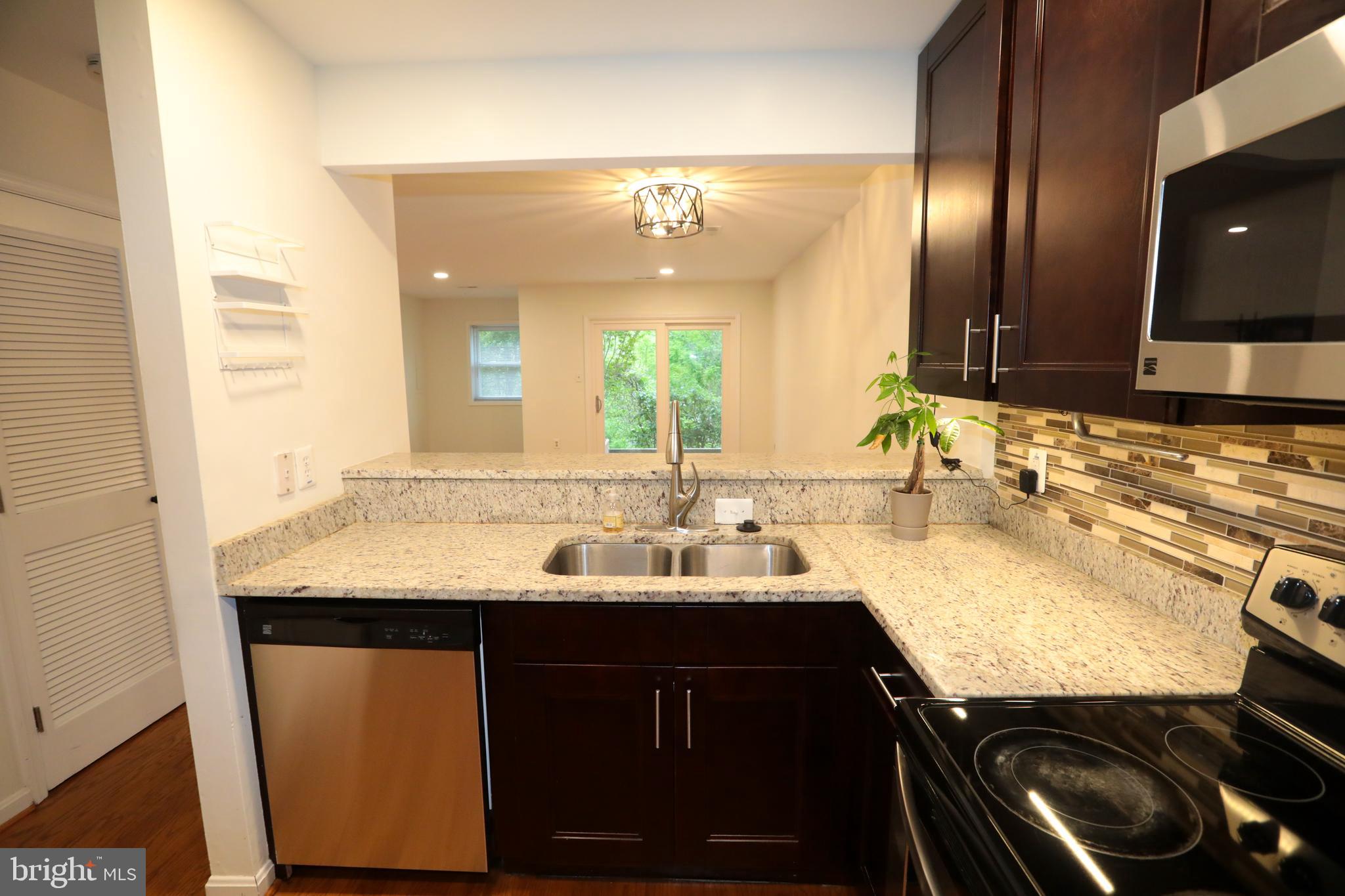 CHARING CROSS - Residential Lease