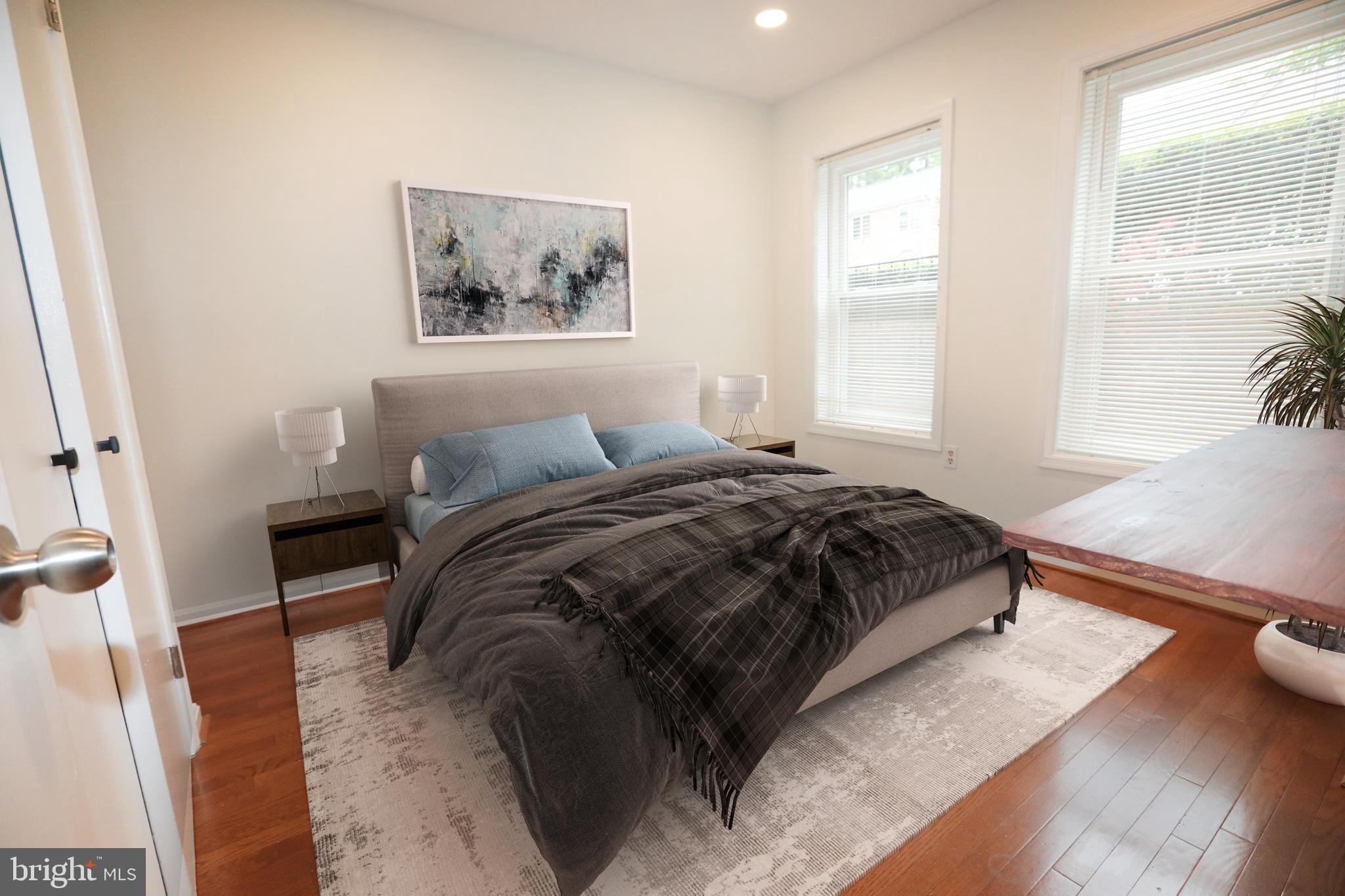 CHARING CROSS - Residential Lease