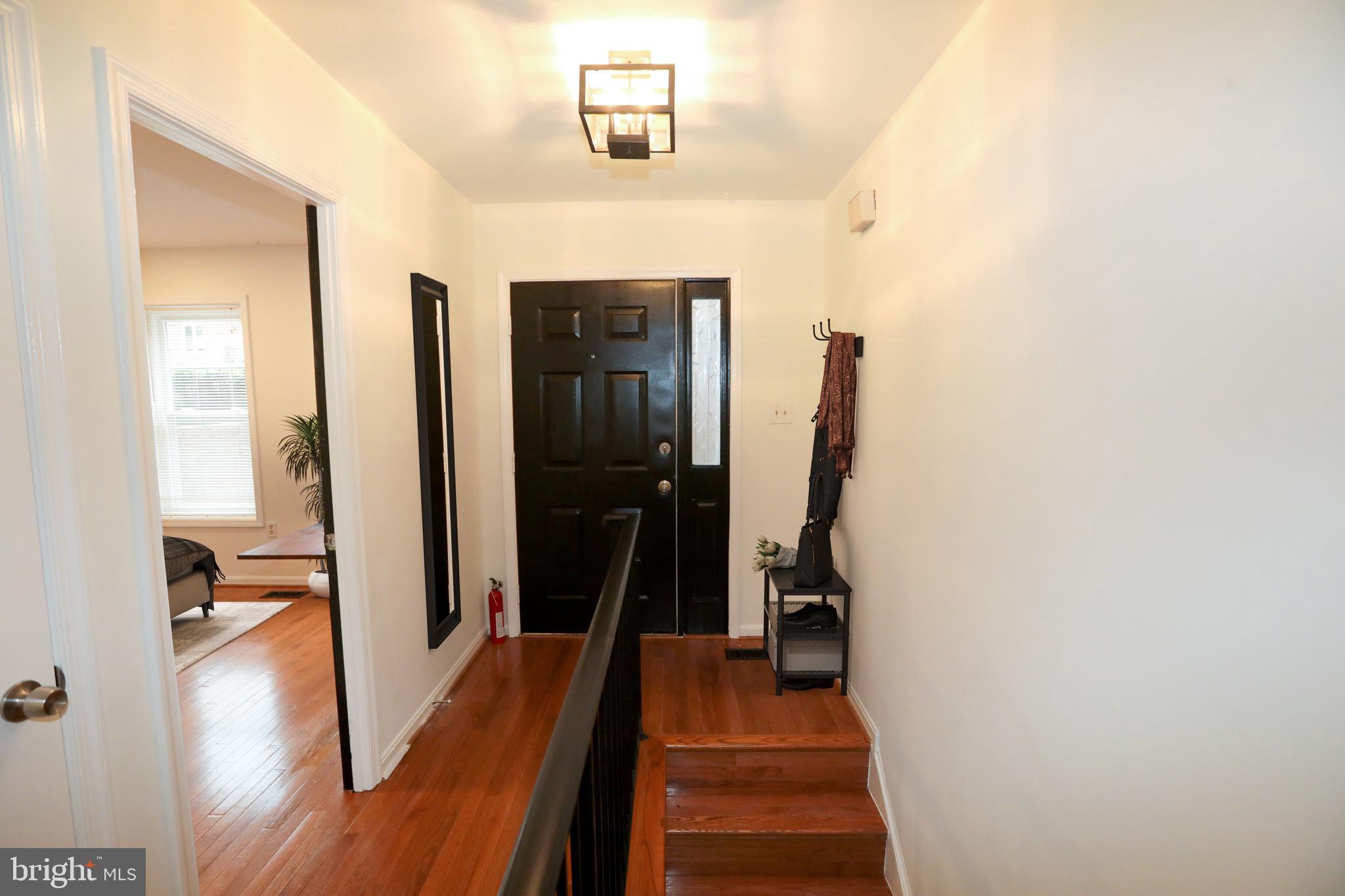 CHARING CROSS - Residential Lease