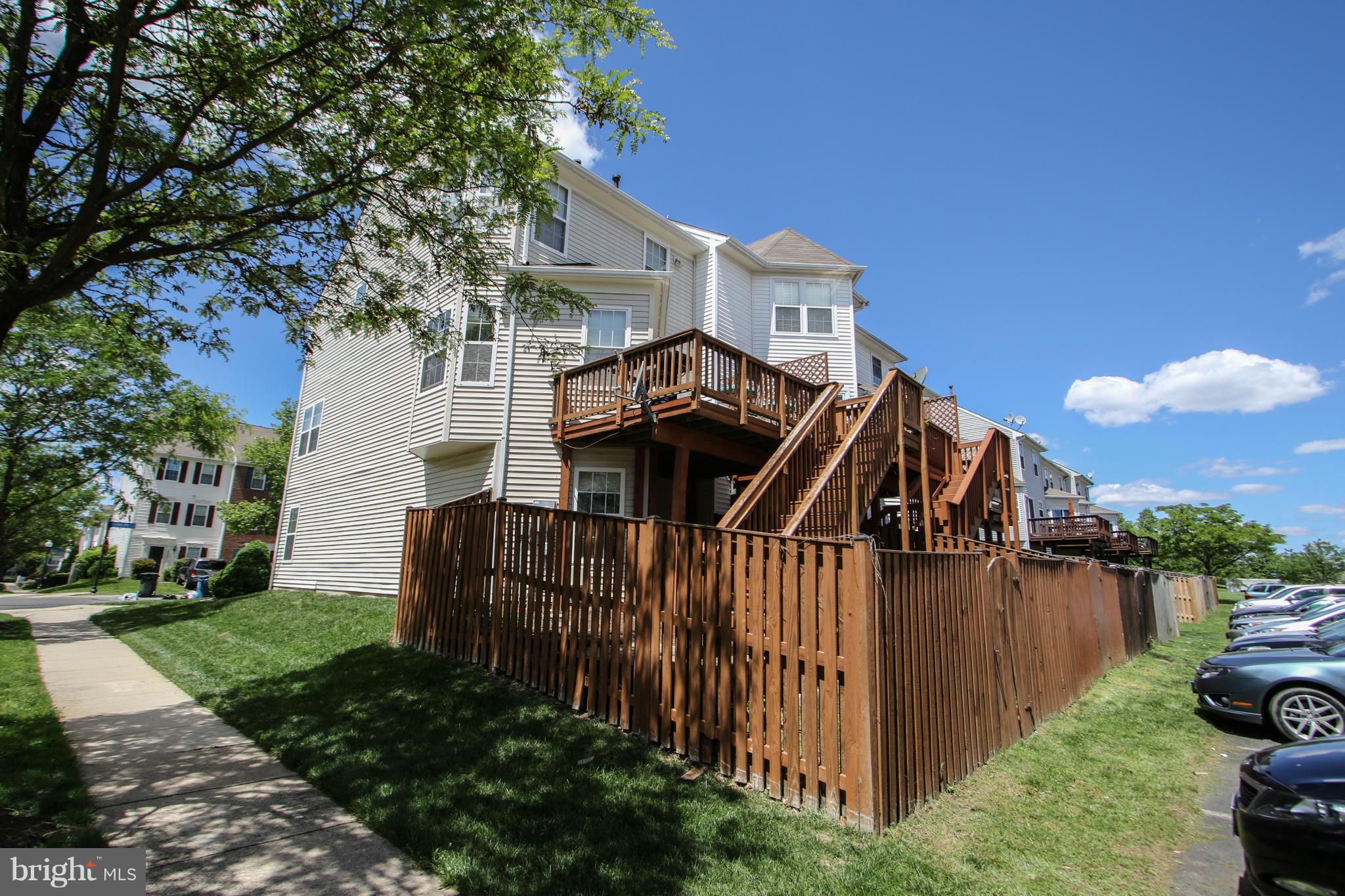 SOUTH RIDING - Residential Lease