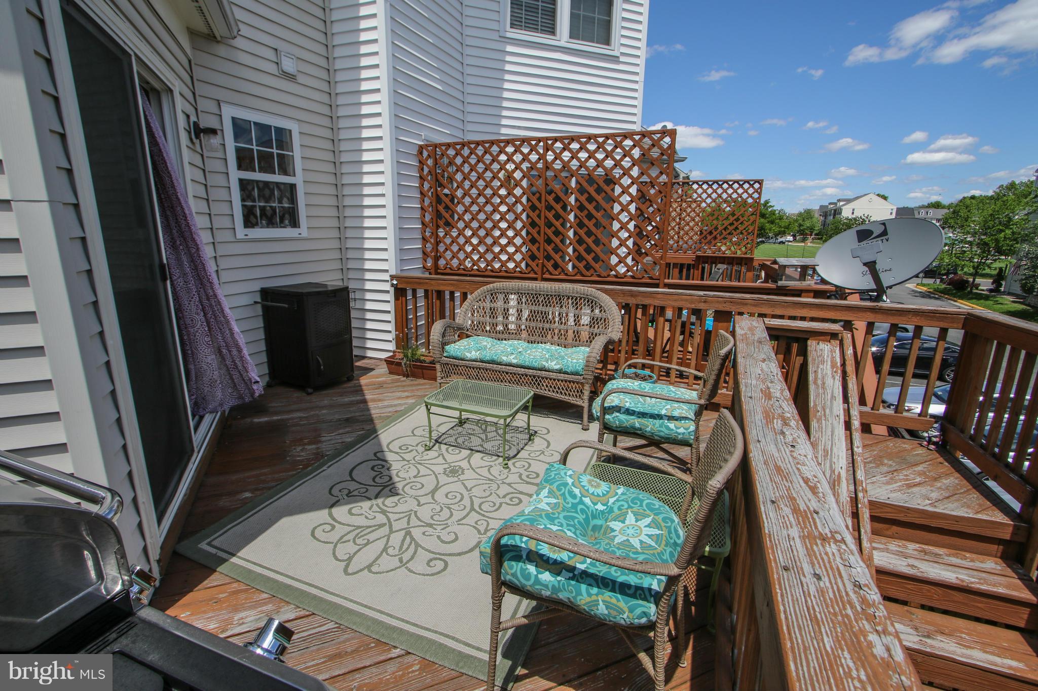 SOUTH RIDING - Residential Lease