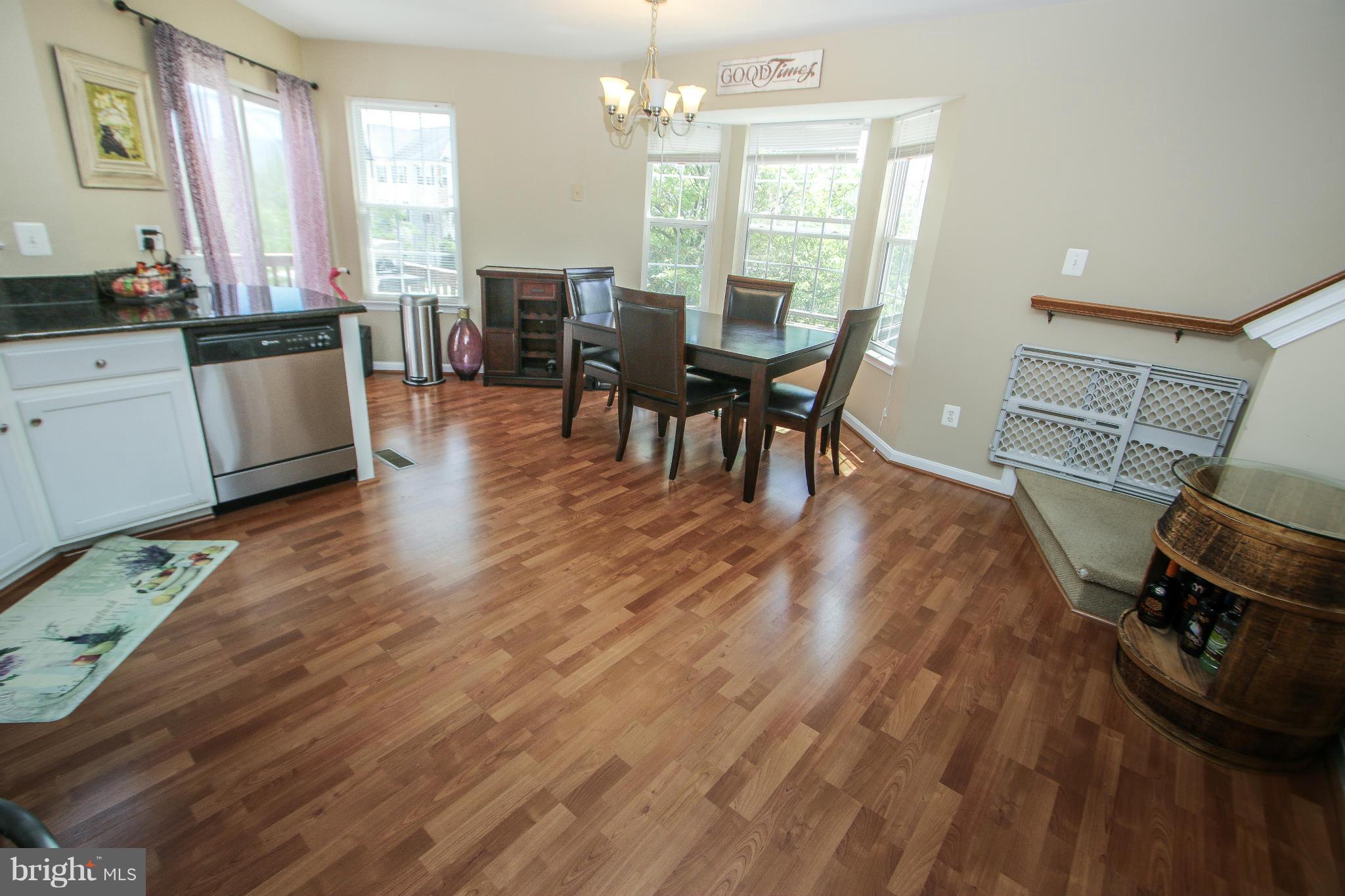 SOUTH RIDING - Residential Lease