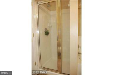 SOUTH RIDING - Residential Lease