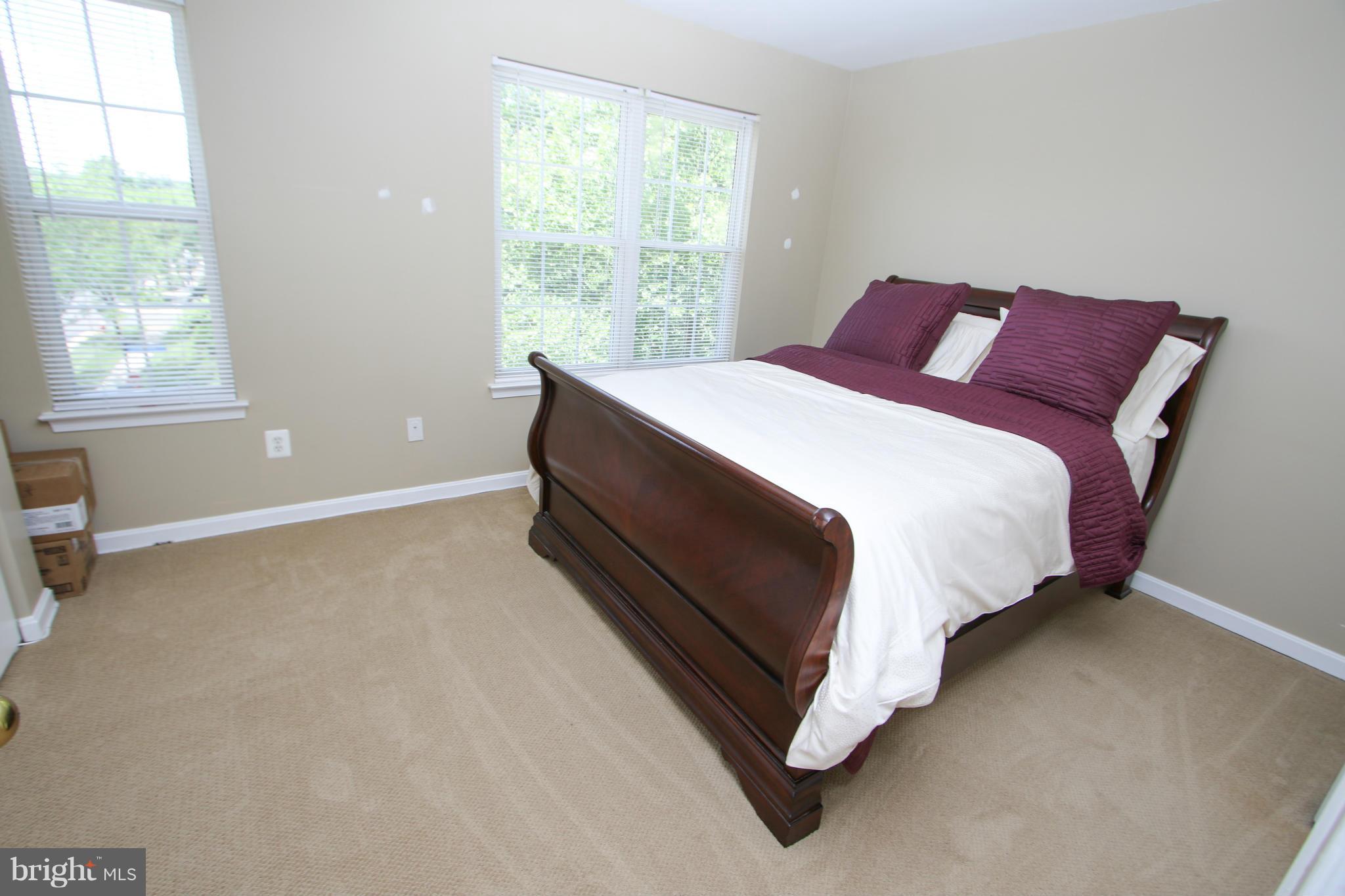 SOUTH RIDING - Residential Lease