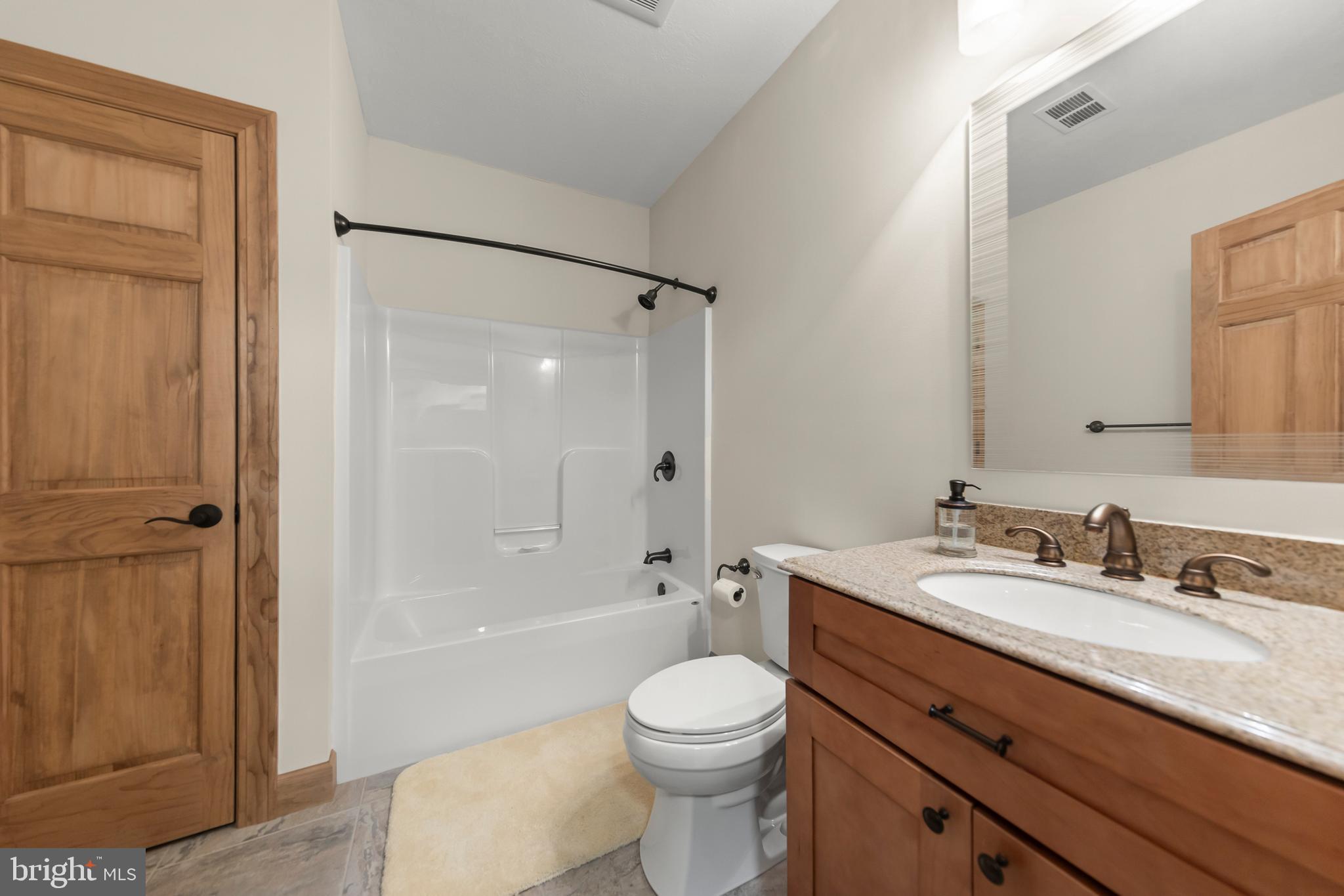 ASHTON WOODS - Residential