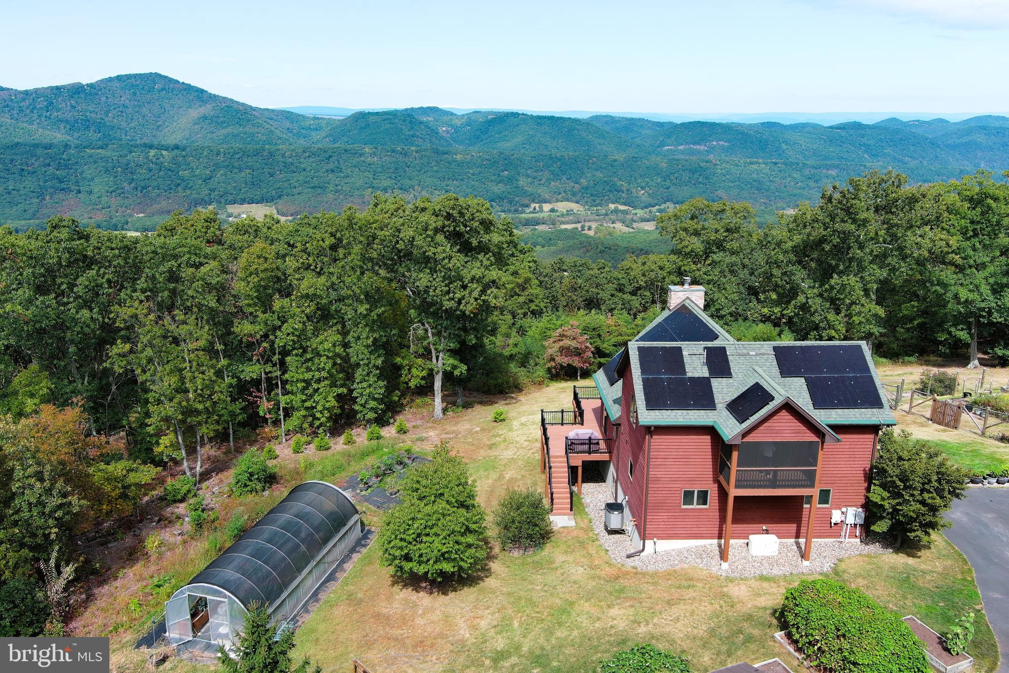 ASHTON WOODS - Residential