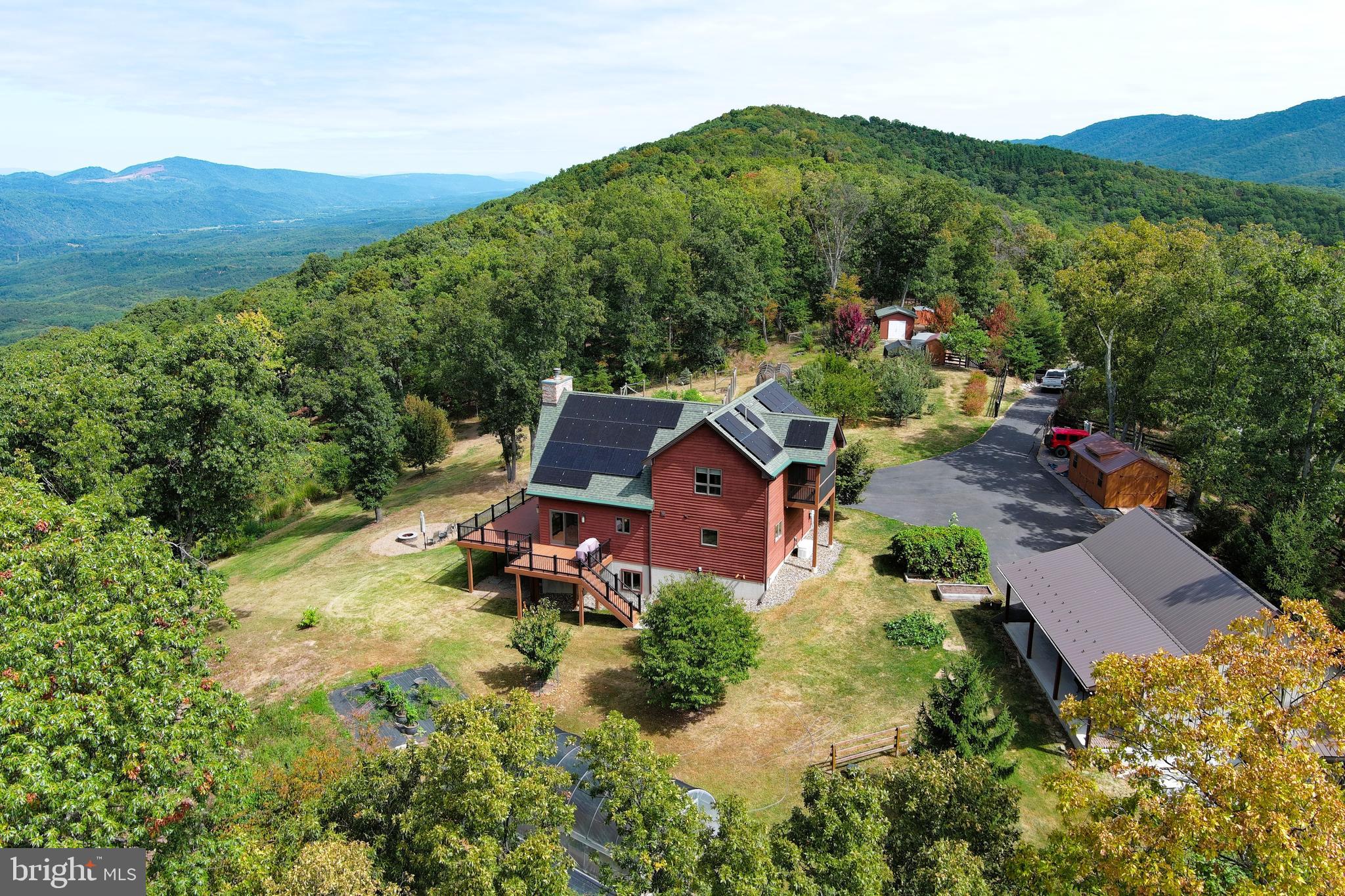 ASHTON WOODS - Residential