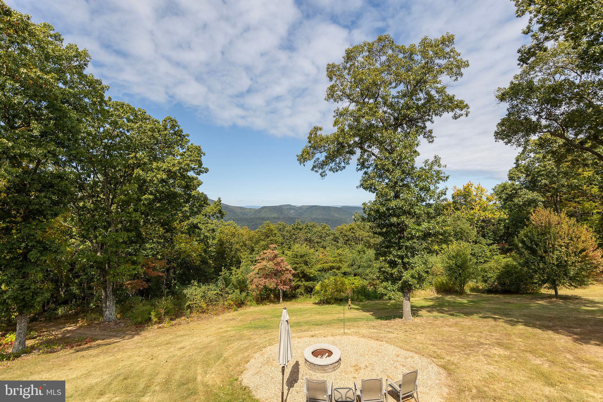 ASHTON WOODS - Residential