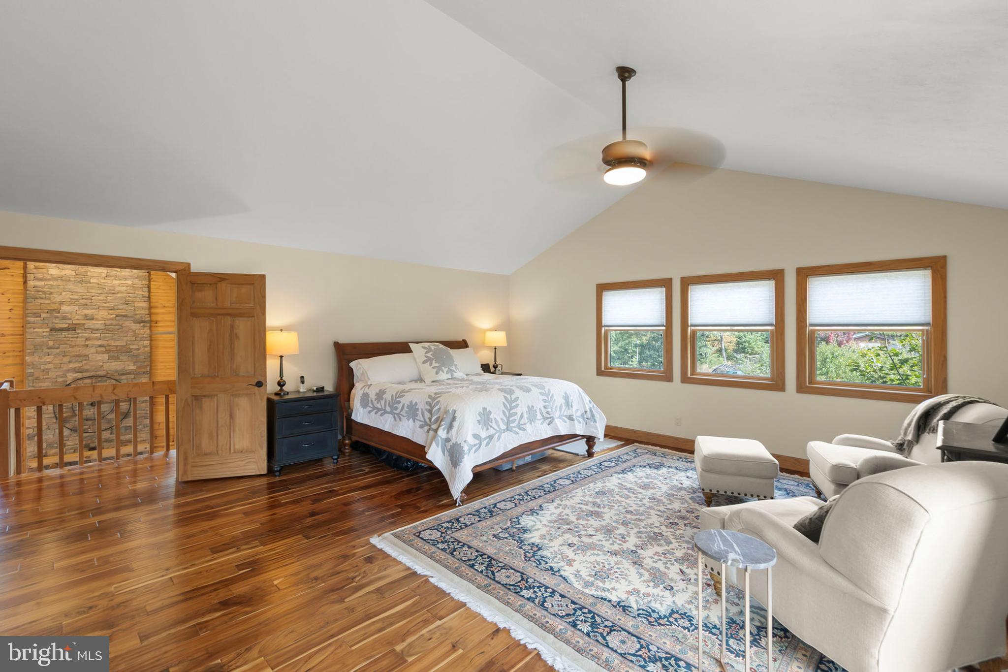 ASHTON WOODS - Residential