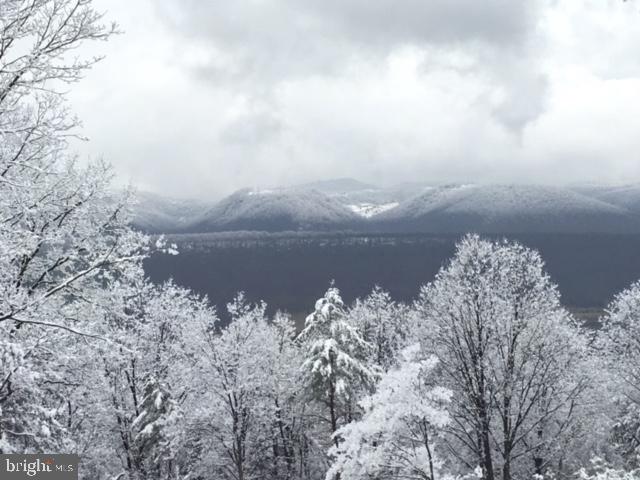 ASHTON WOODS - Residential