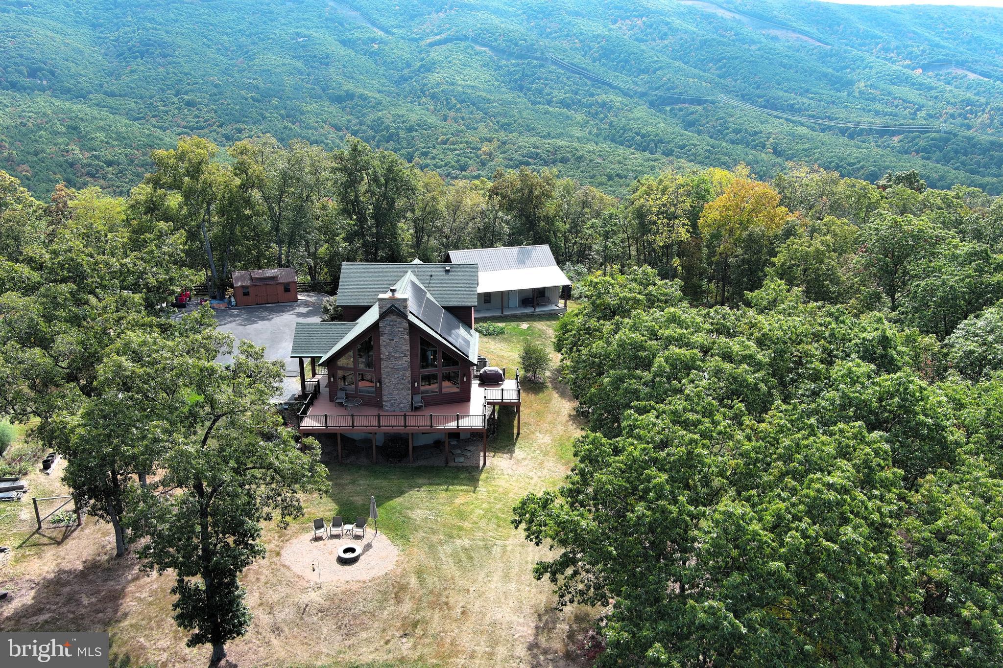 ASHTON WOODS - Residential