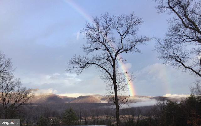 ASHTON WOODS - Residential