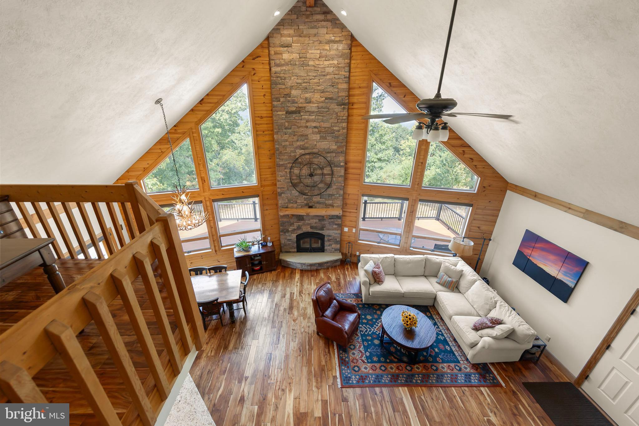 ASHTON WOODS - Residential