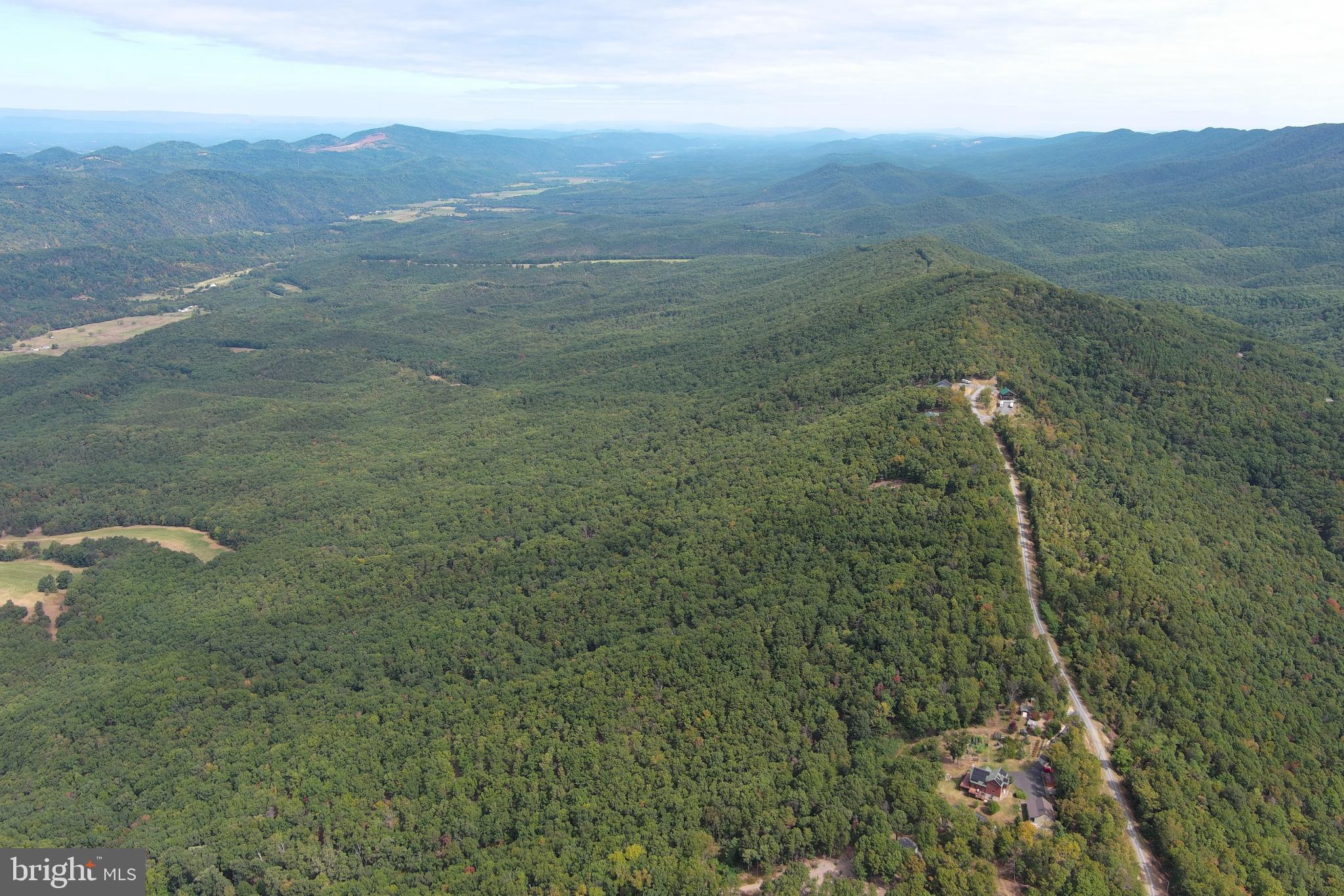 ASHTON WOODS - Residential