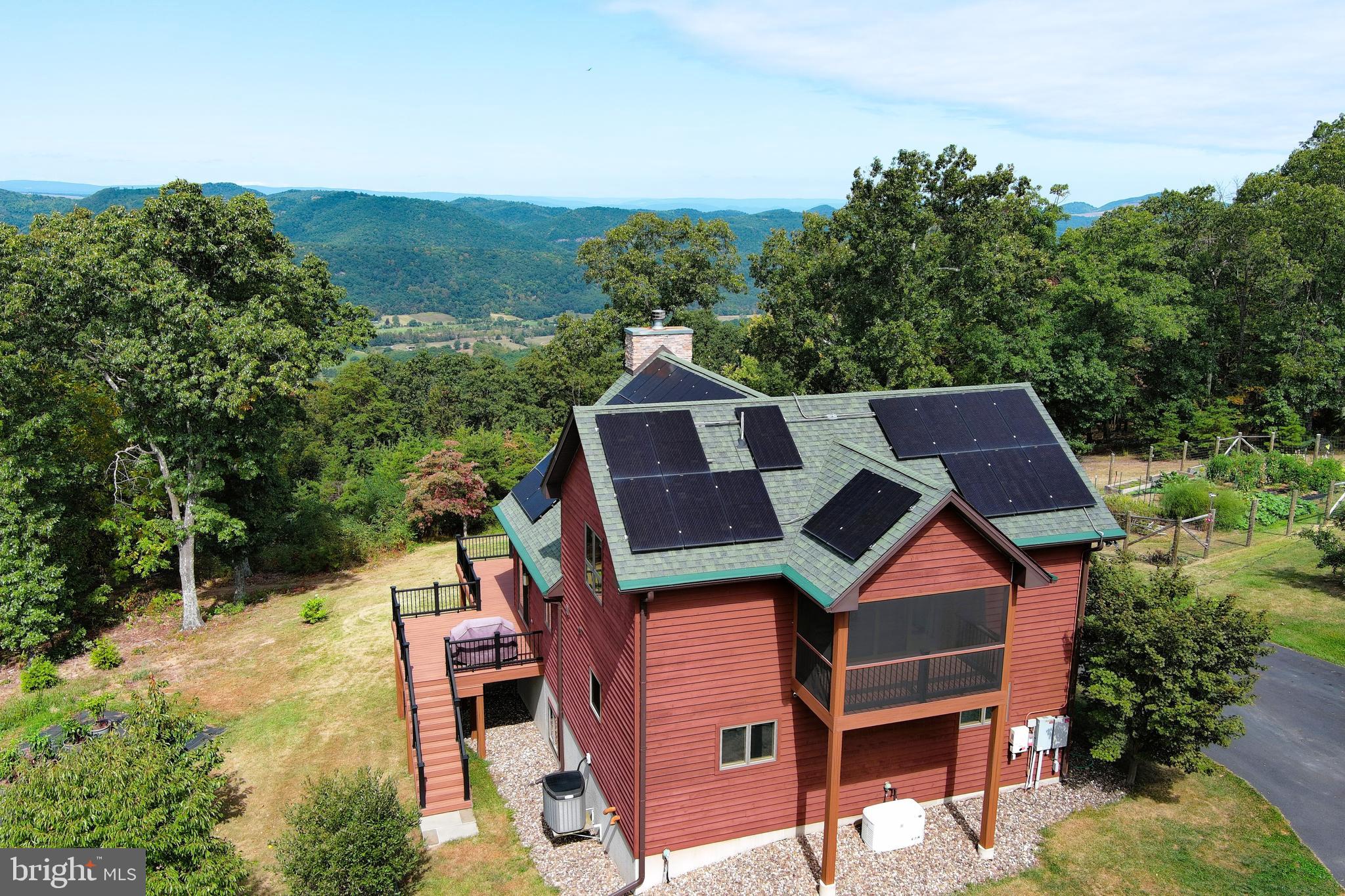 ASHTON WOODS - Residential