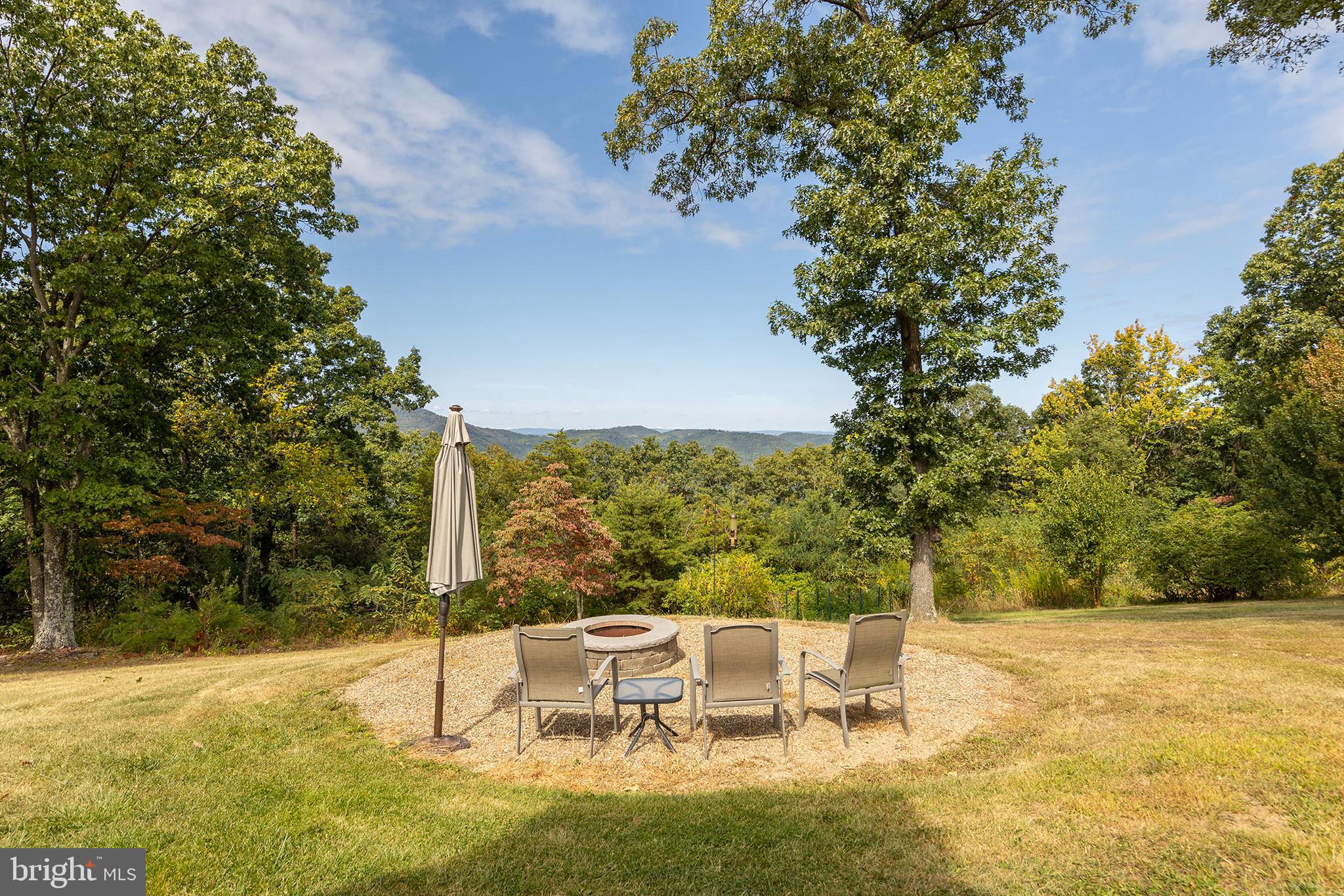 ASHTON WOODS - Residential