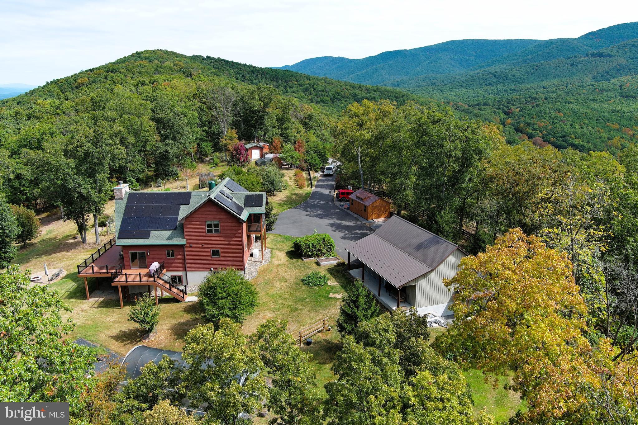 ASHTON WOODS - Residential