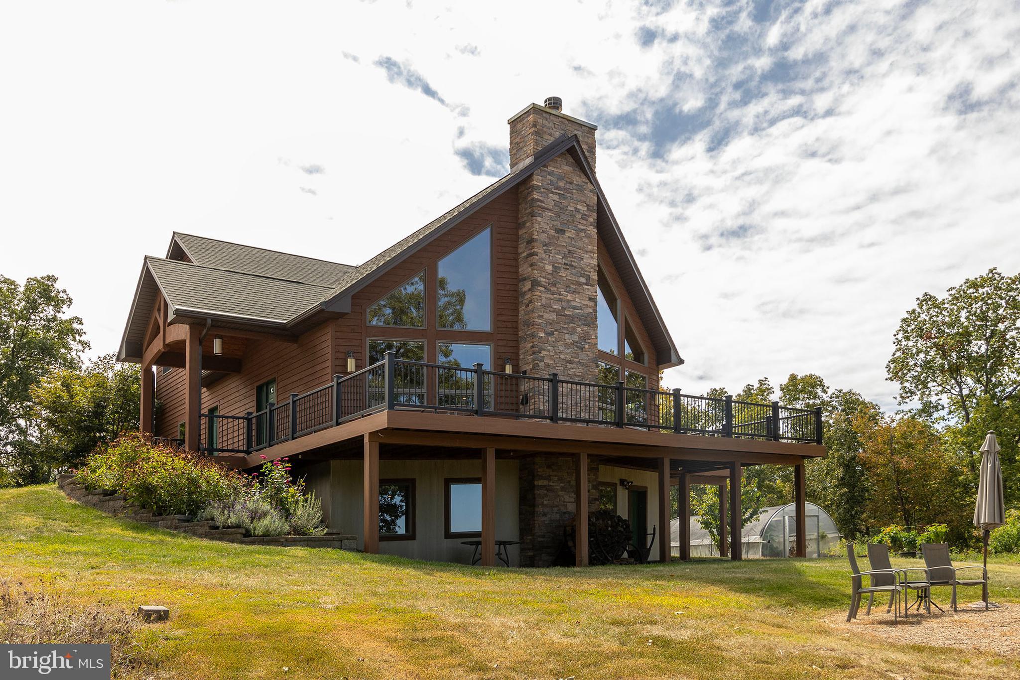 ASHTON WOODS - Residential