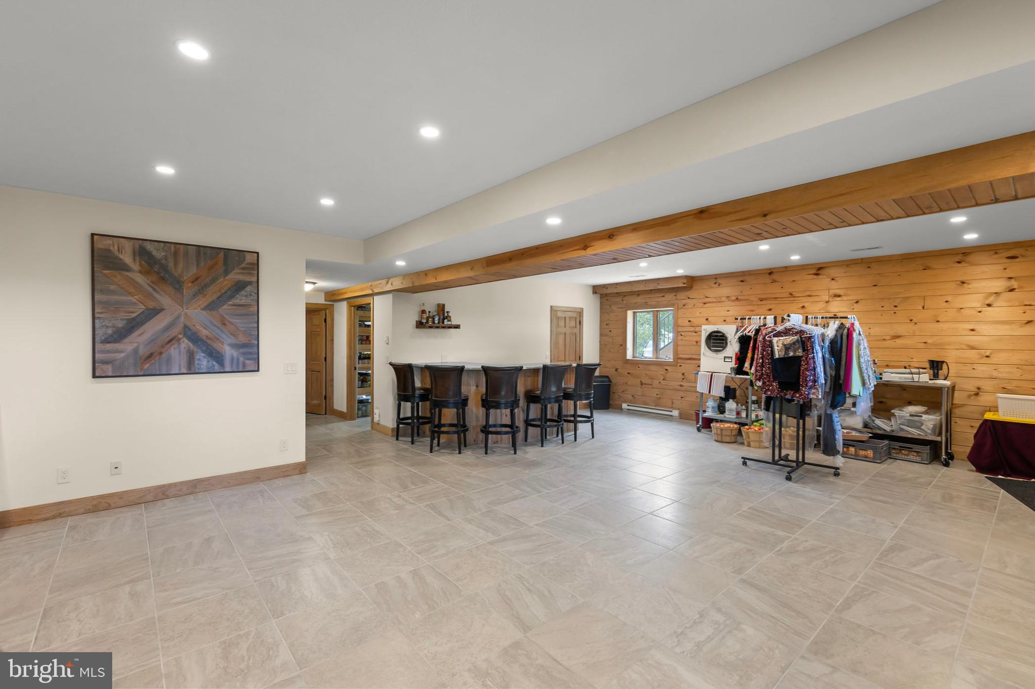 ASHTON WOODS - Residential