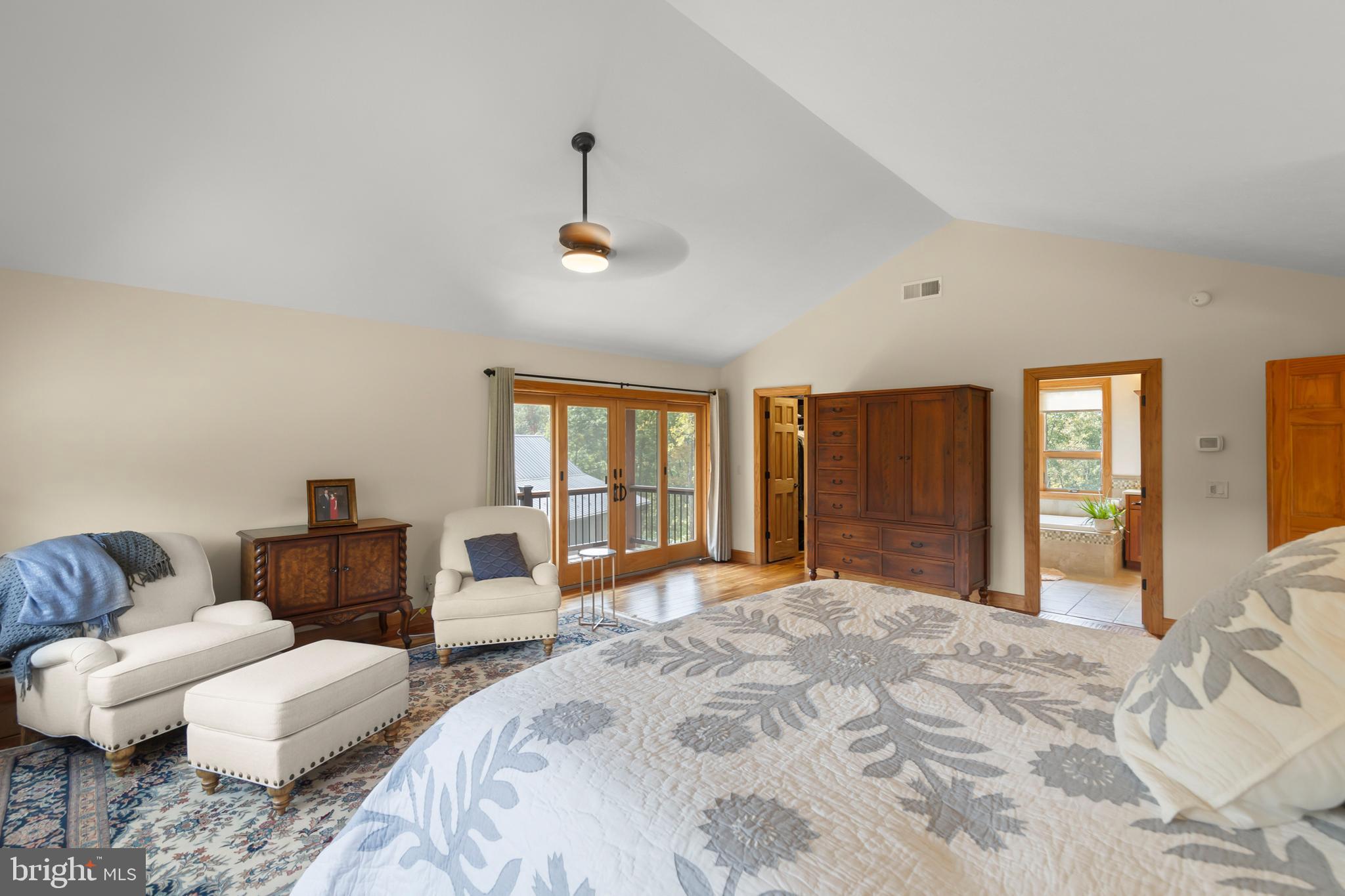 ASHTON WOODS - Residential