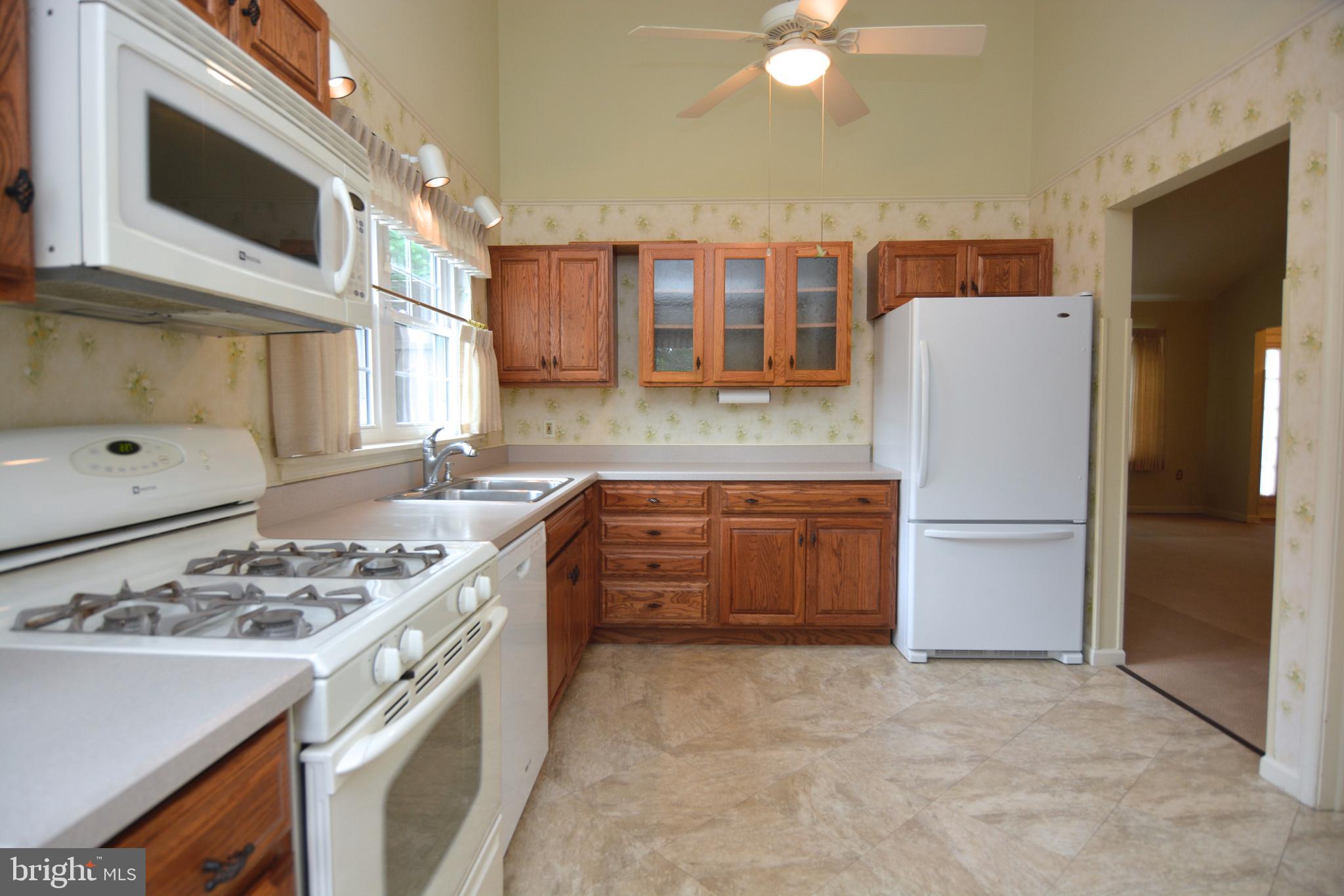 STONE HILL FARMS - Residential