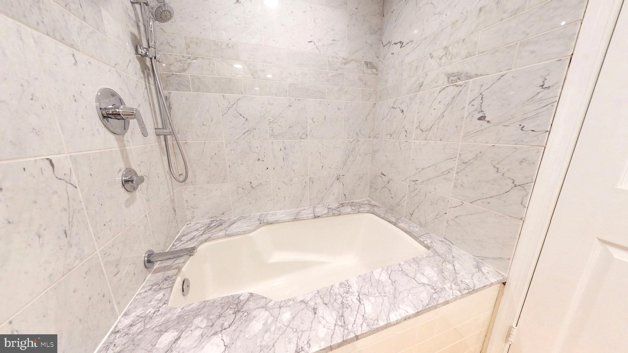 FELLS POINT HISTORIC DISTRICT - Residential