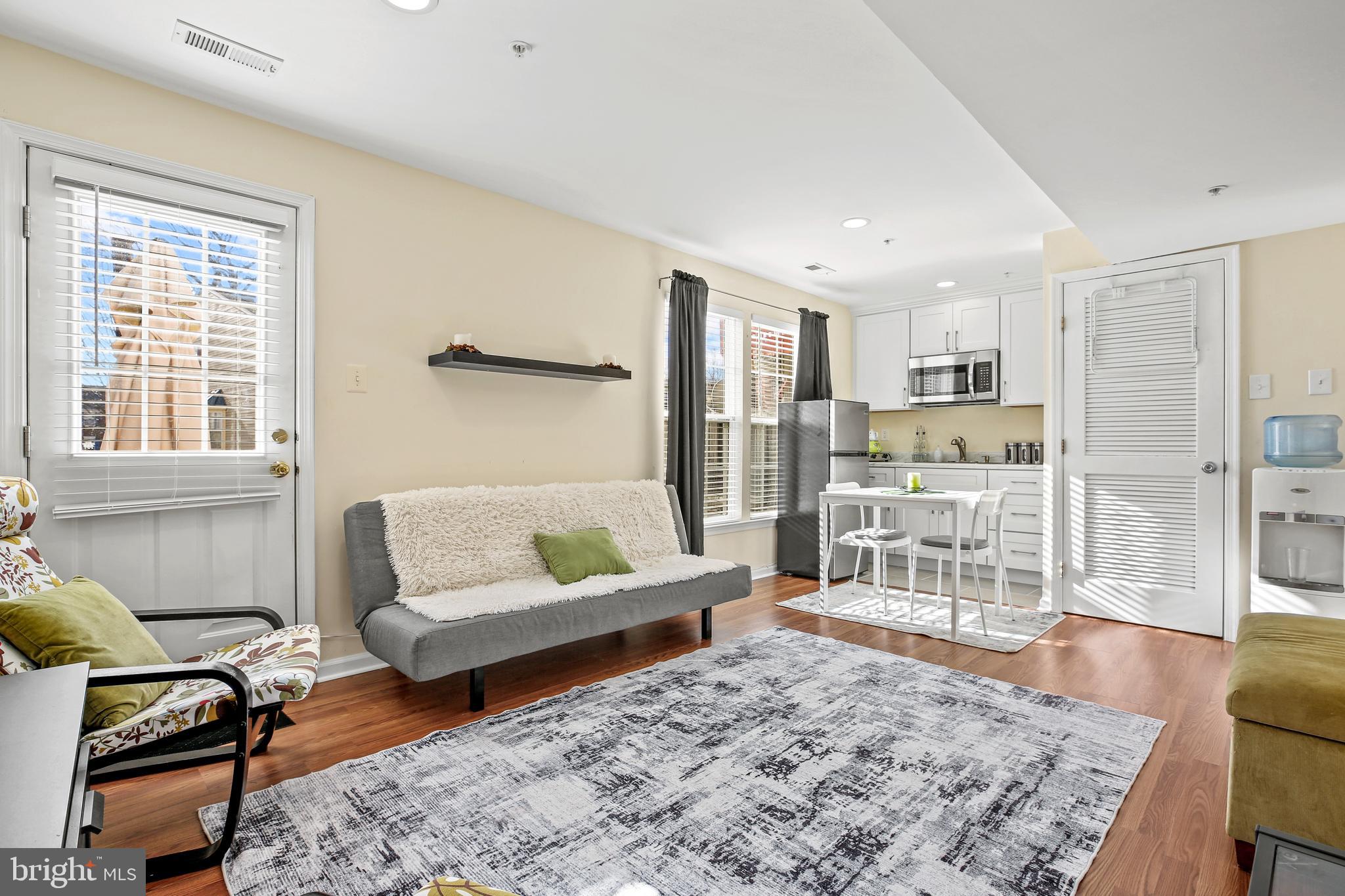 VISTAS AT MILESTONE - Residential Lease