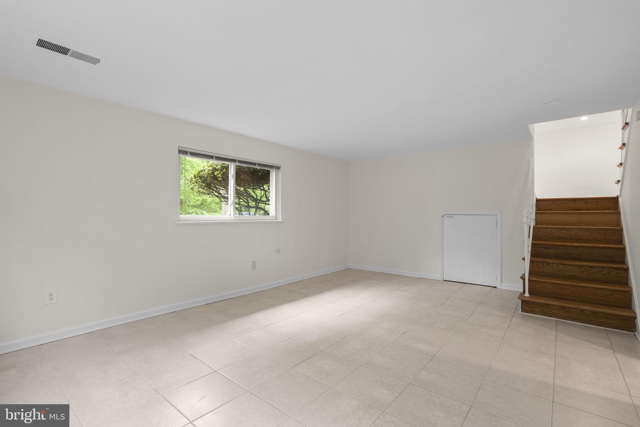 FOREST ESTATES - Residential