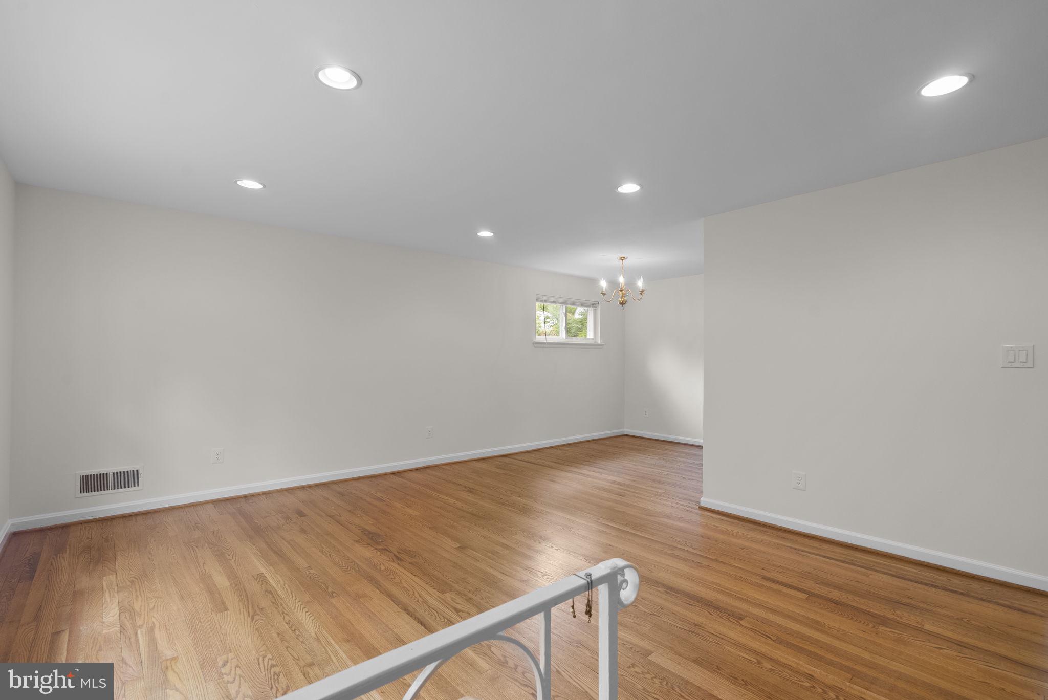 FOREST ESTATES - Residential