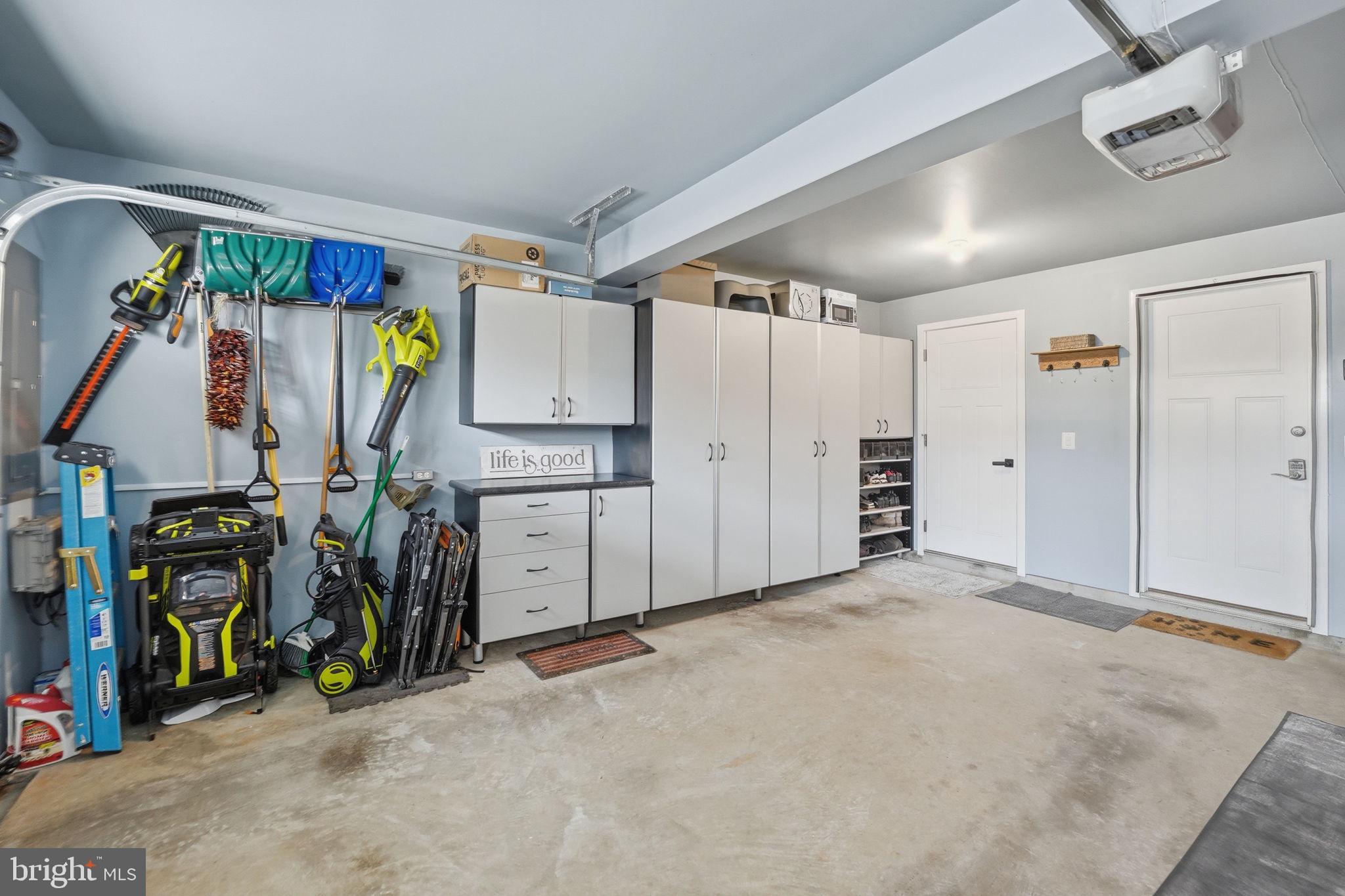 POTOMAC SHORES - Residential