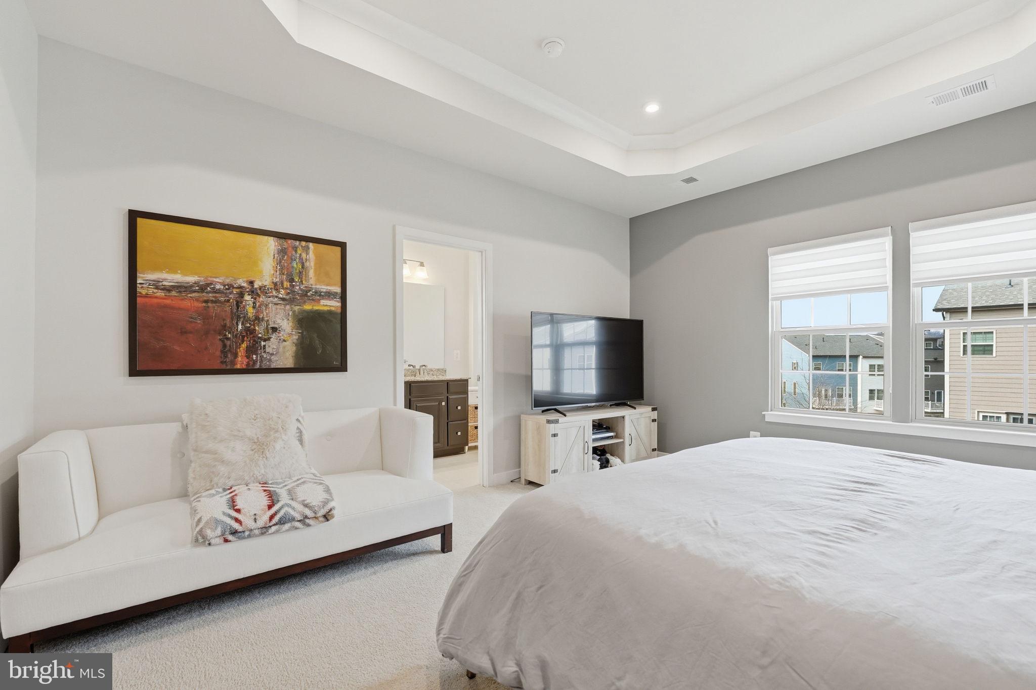 POTOMAC SHORES - Residential