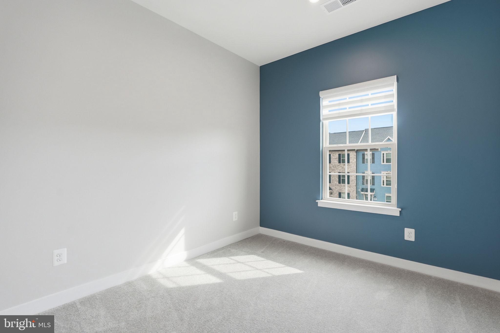 POTOMAC SHORES - Residential