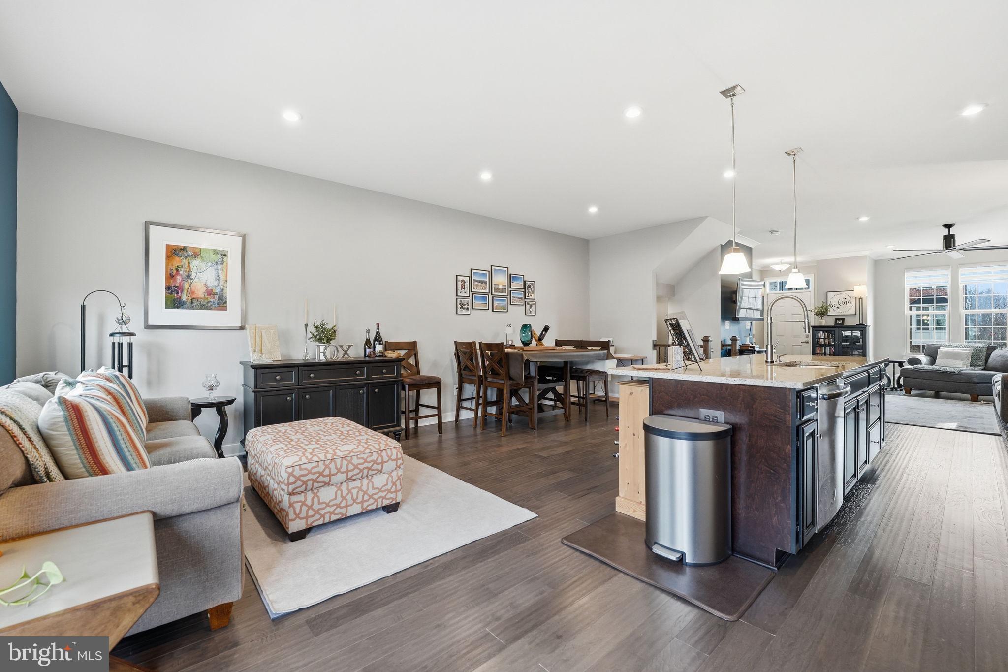 POTOMAC SHORES - Residential