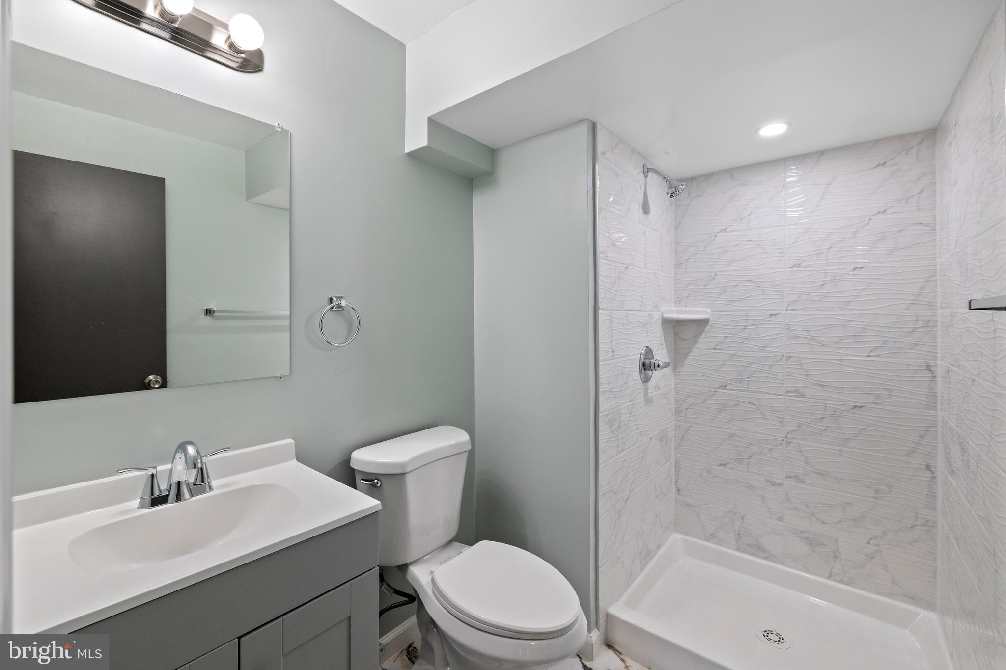 OAK SPRINGS - Residential