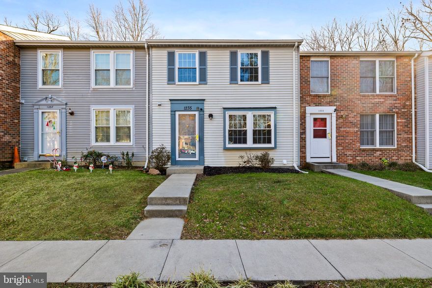 This Oak Spring townhome is tastefully appointed and offers ample space across three levels, this is one of the larger model. New Kitchen cabinets with quartz countertop, luxurios porcelain tile, tiled backsplash, ss appliances, freshly painted, newer HVAC, mostly new windows and new sliding door to deck & basement door, remodeled bathrooms, new LVP floor main and lower, new carpet on stairs and upper level. Nice size deck and fenced backyard. Walk to Montgomery Co. Rec Center, ball fields, tennis, basketball, gym and playgrounds; Convenient to Rockville, Washington DC, Columbia or Baltimore via ICC, I95 or Route 29.