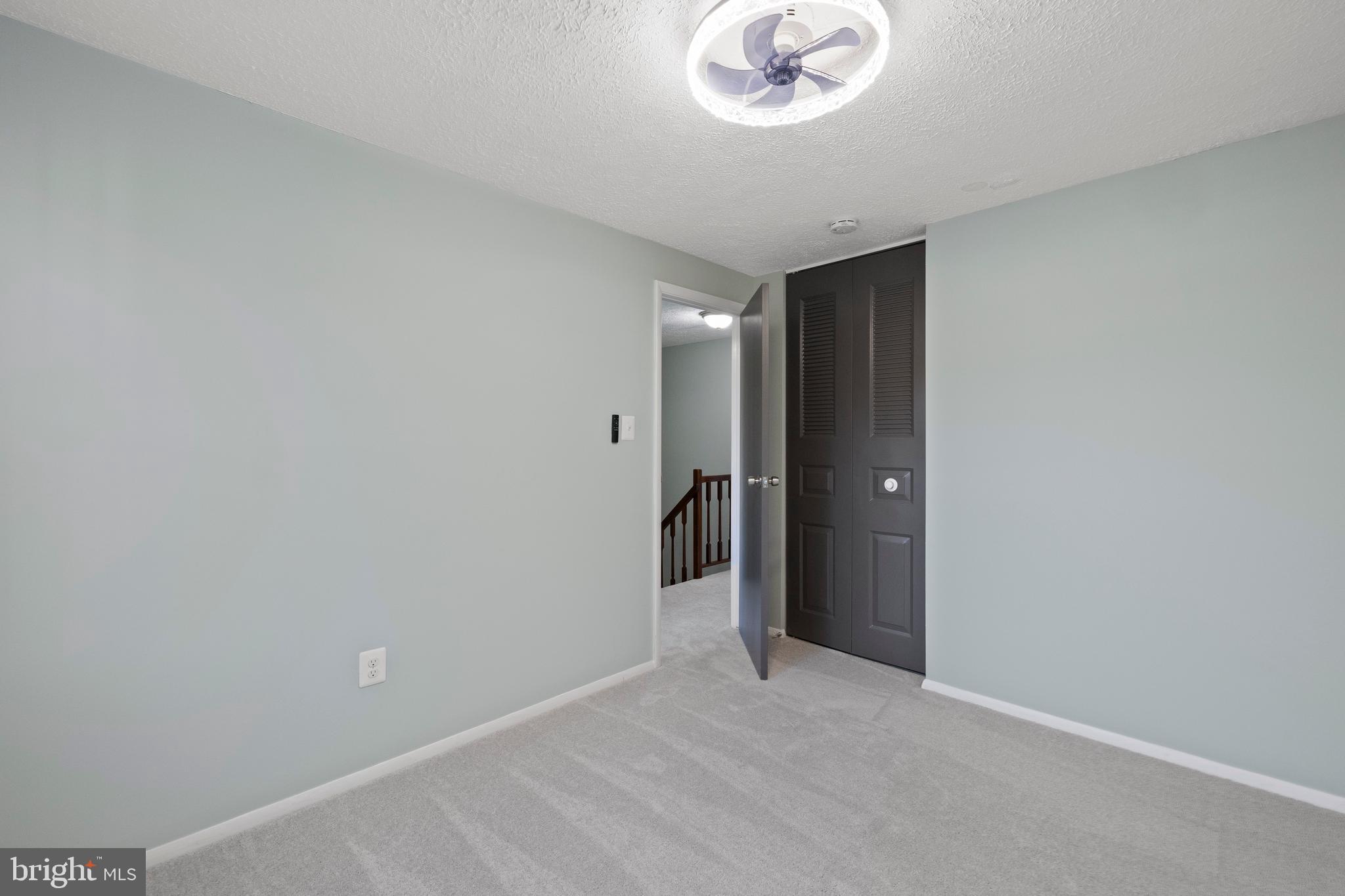 OAK SPRINGS - Residential