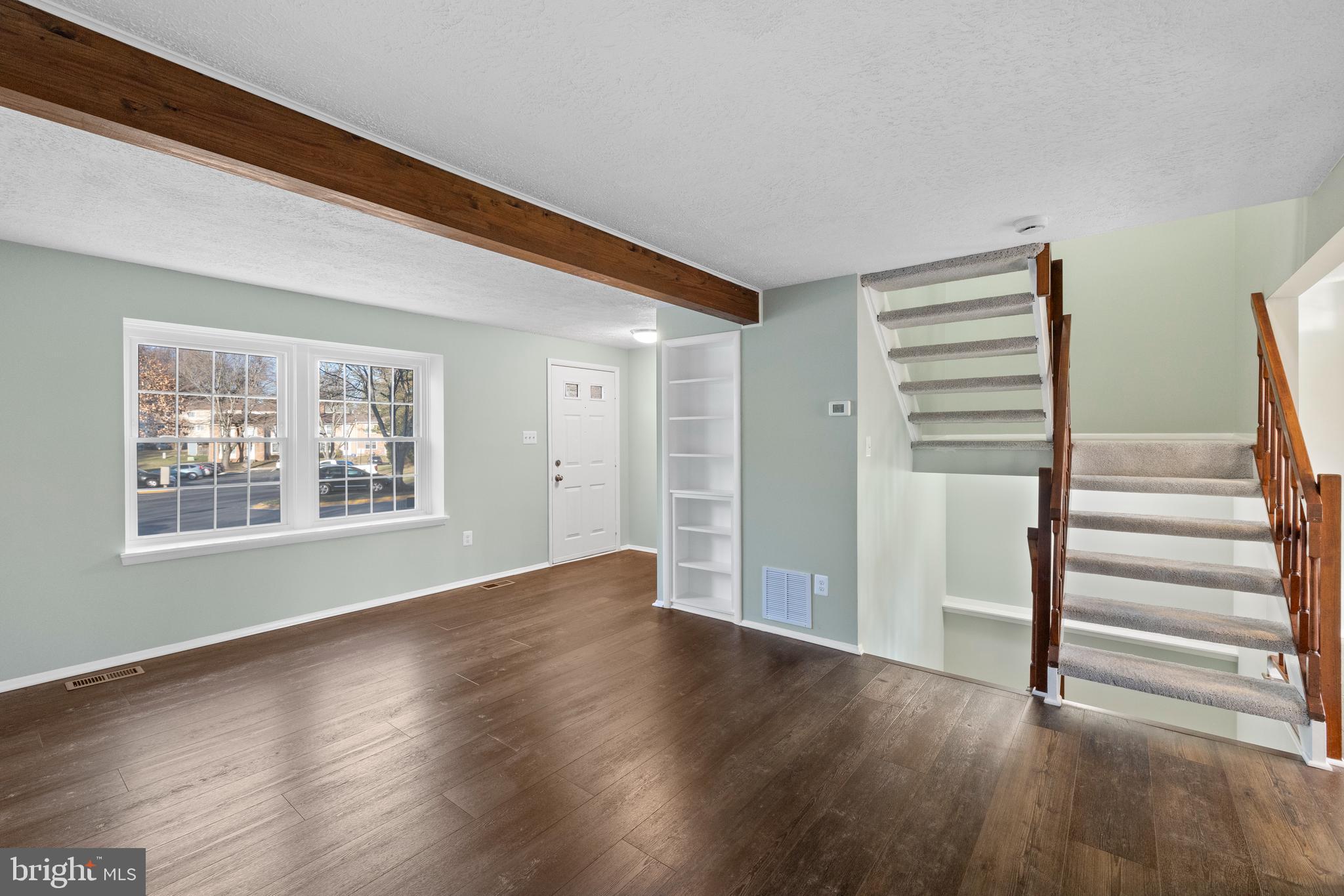 OAK SPRINGS - Residential